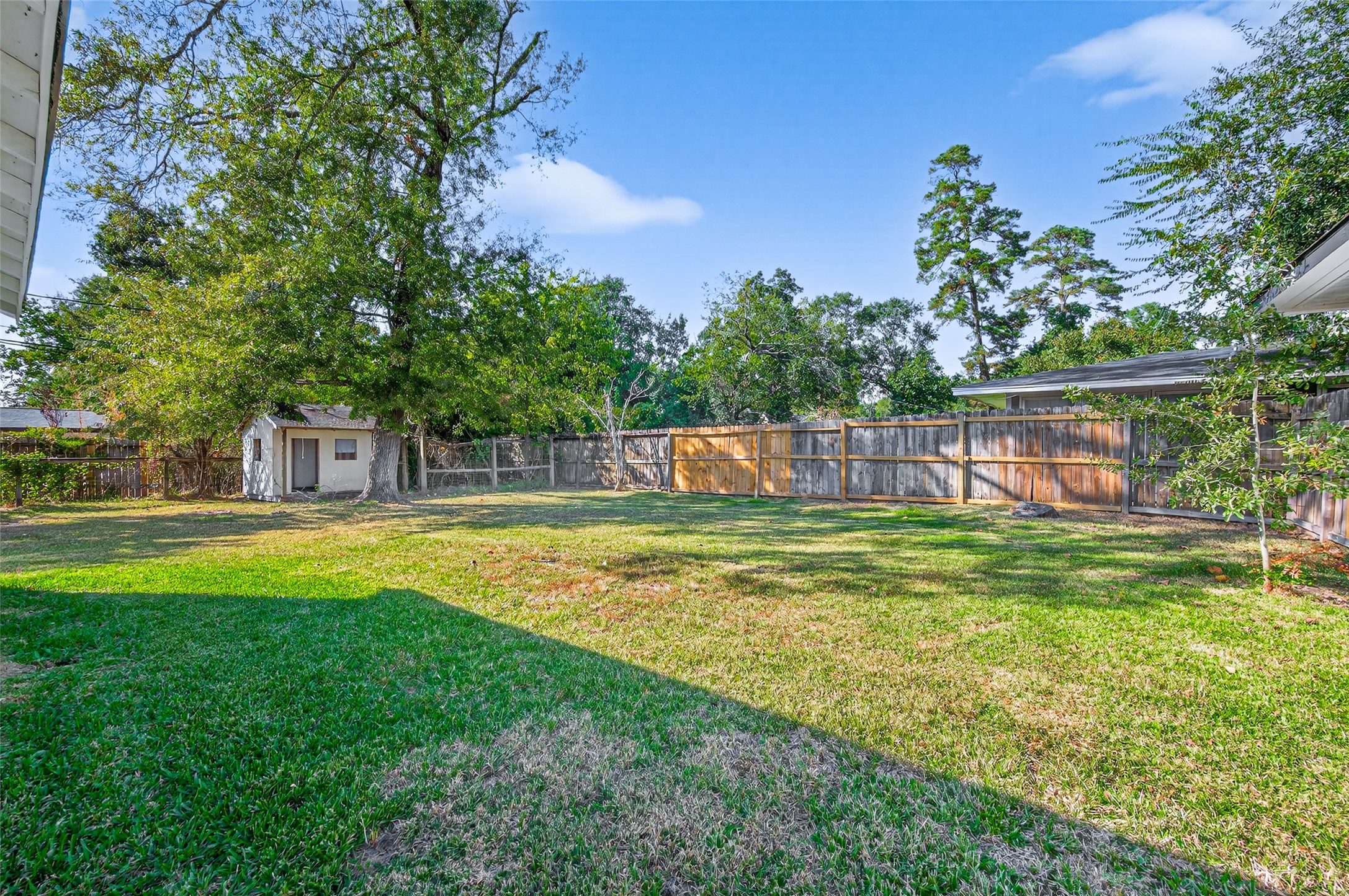 1609 N Pacific Street Property Photo 26