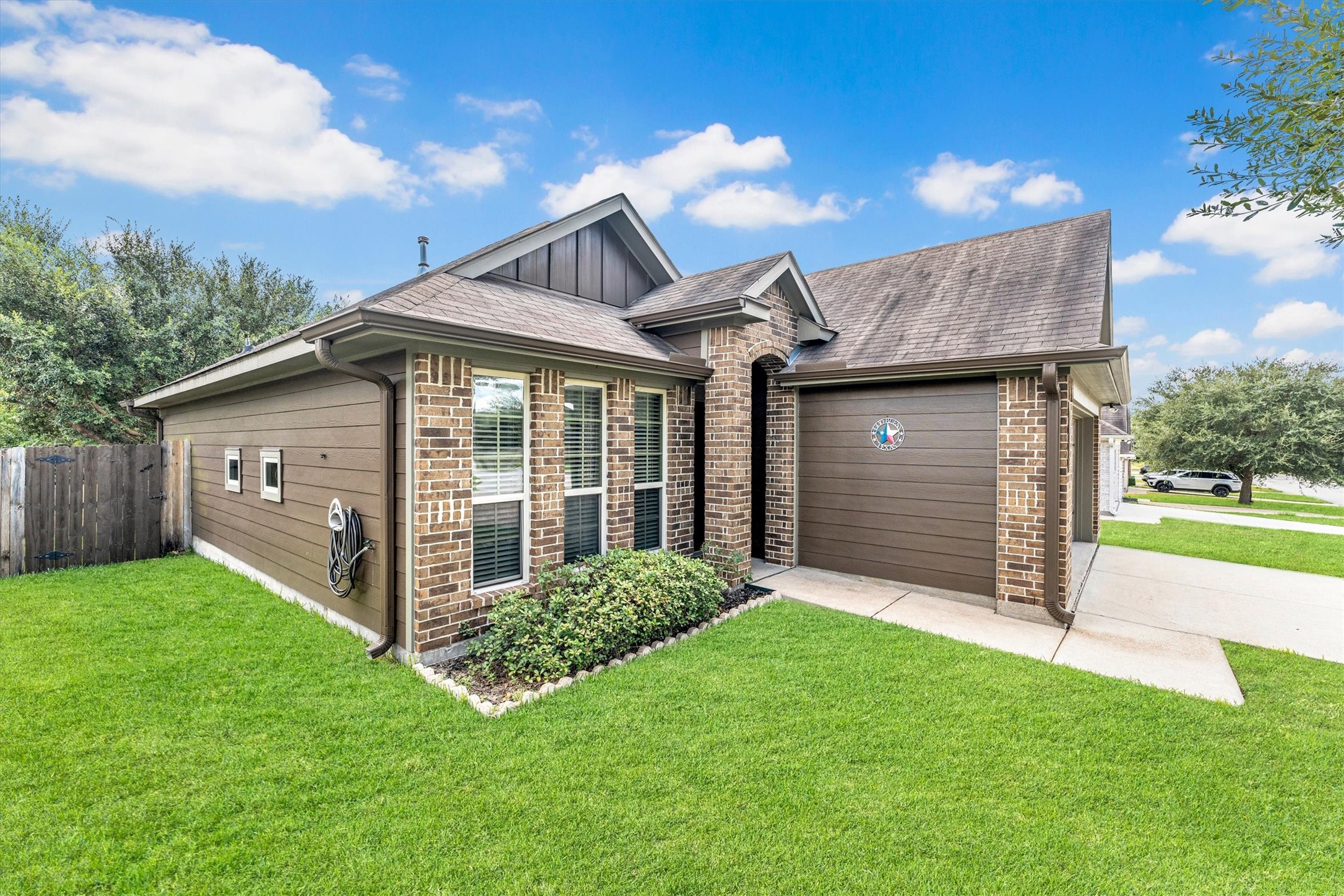 135 Brookside Drive Property Photo 4