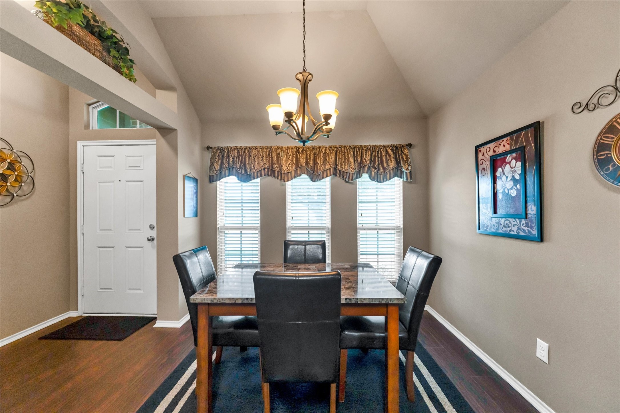 135 Brookside Drive Property Photo 11