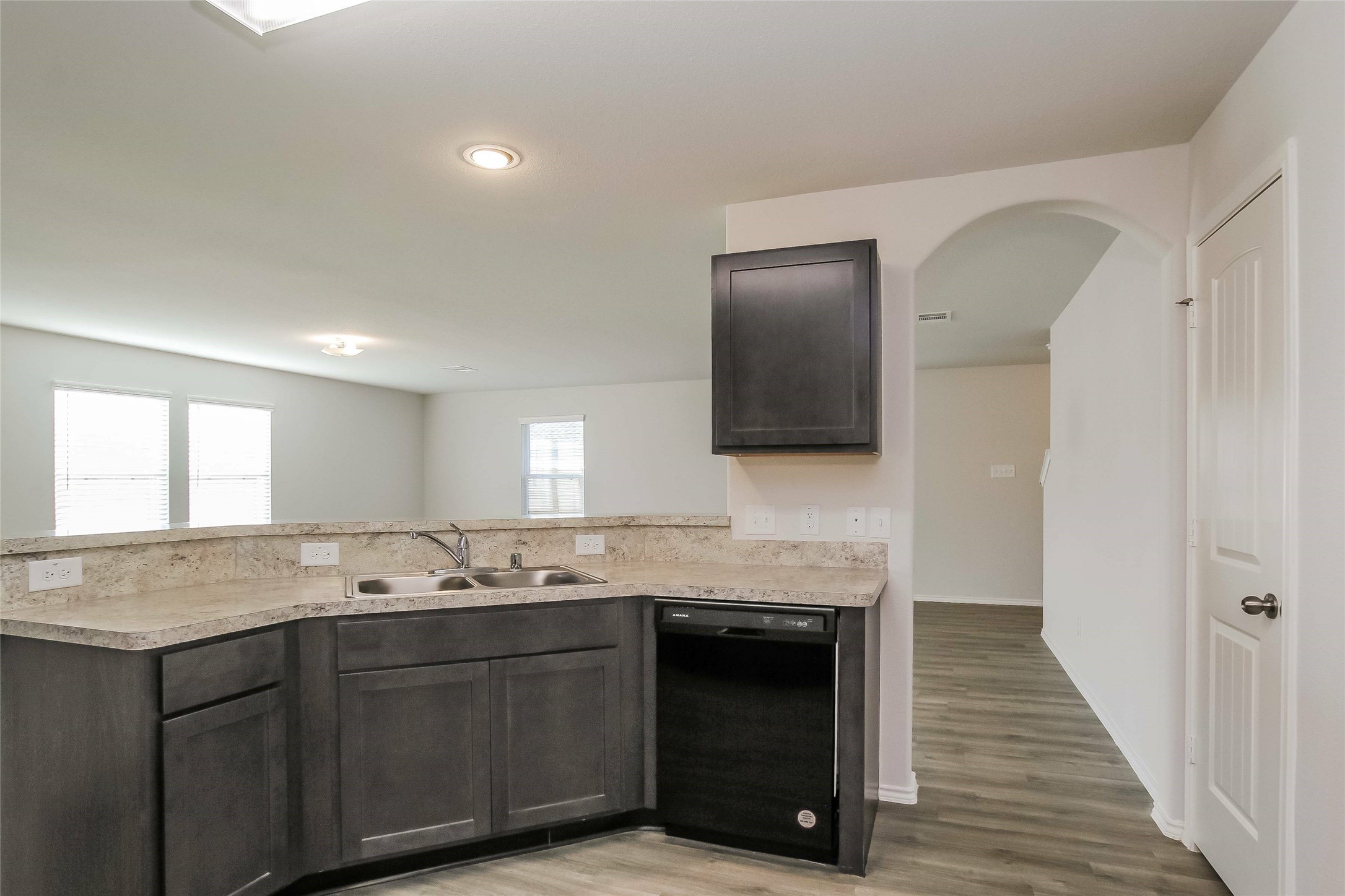 22302 Porter Mountain Lane Property Photo 4