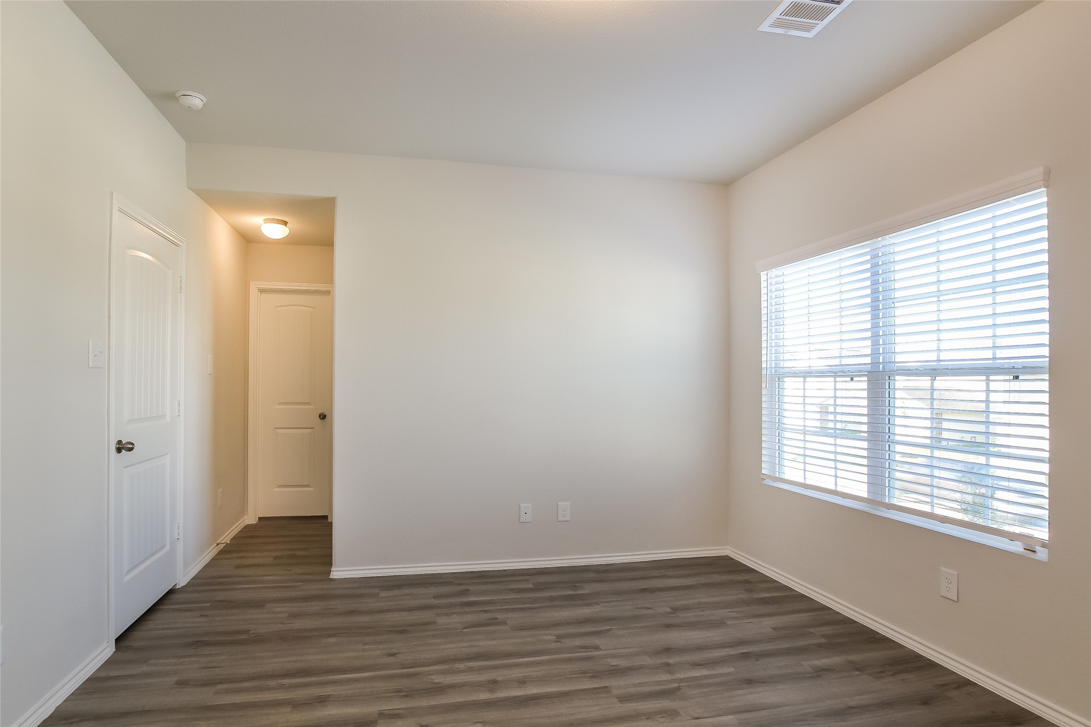 22302 Porter Mountain Lane Property Photo 7