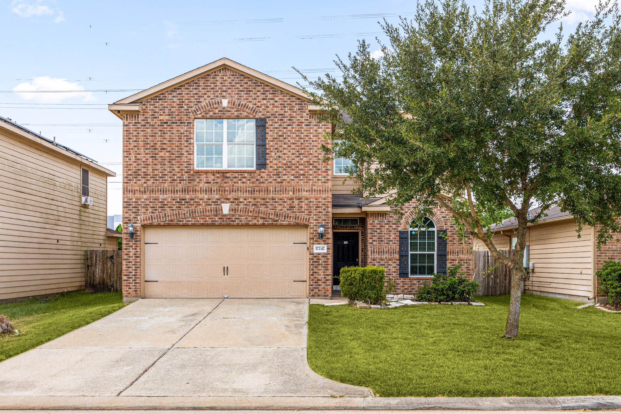 17247 Osprey Forest Drive Property Photo 1