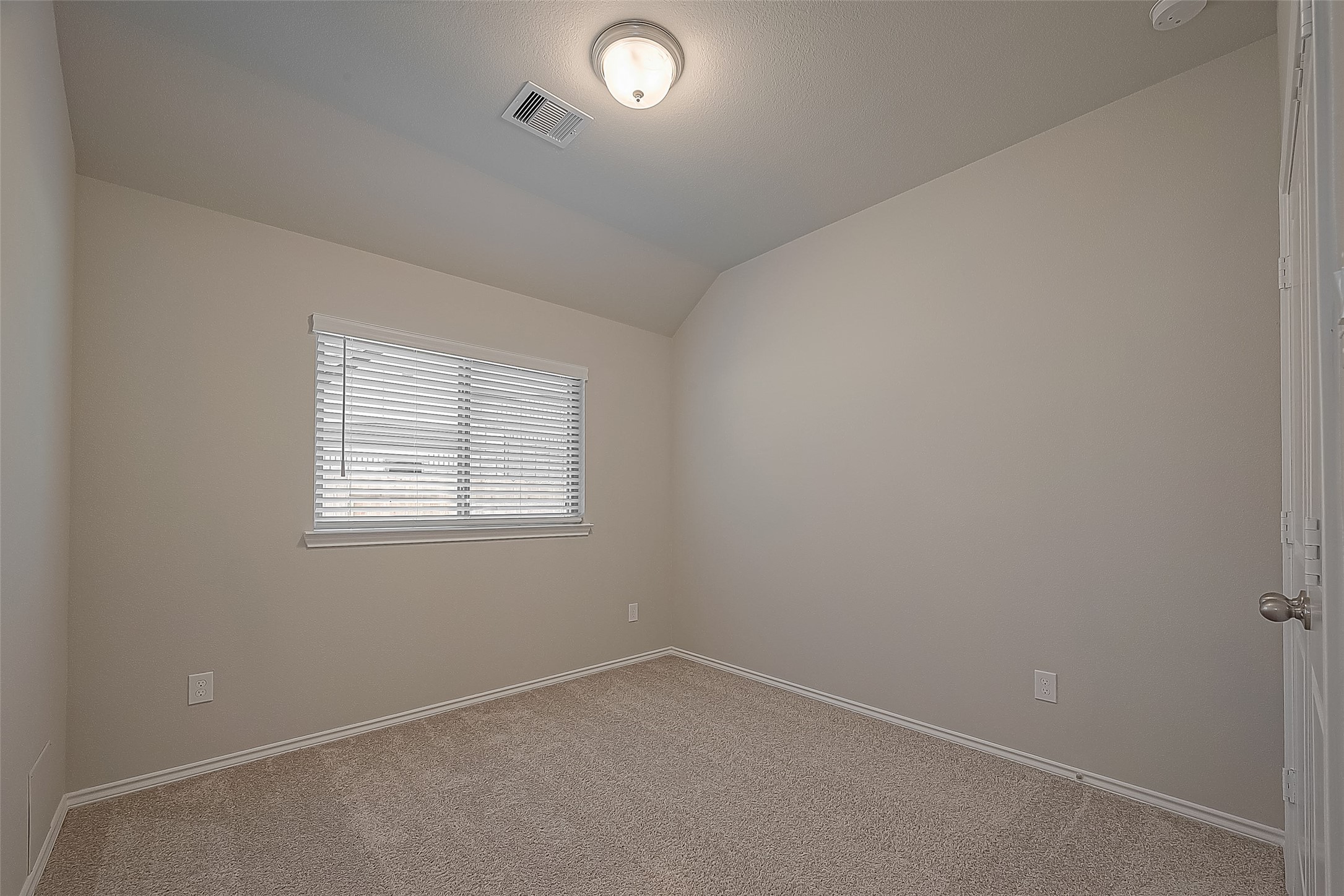 32045 Towering Birch Trail Property Photo 10