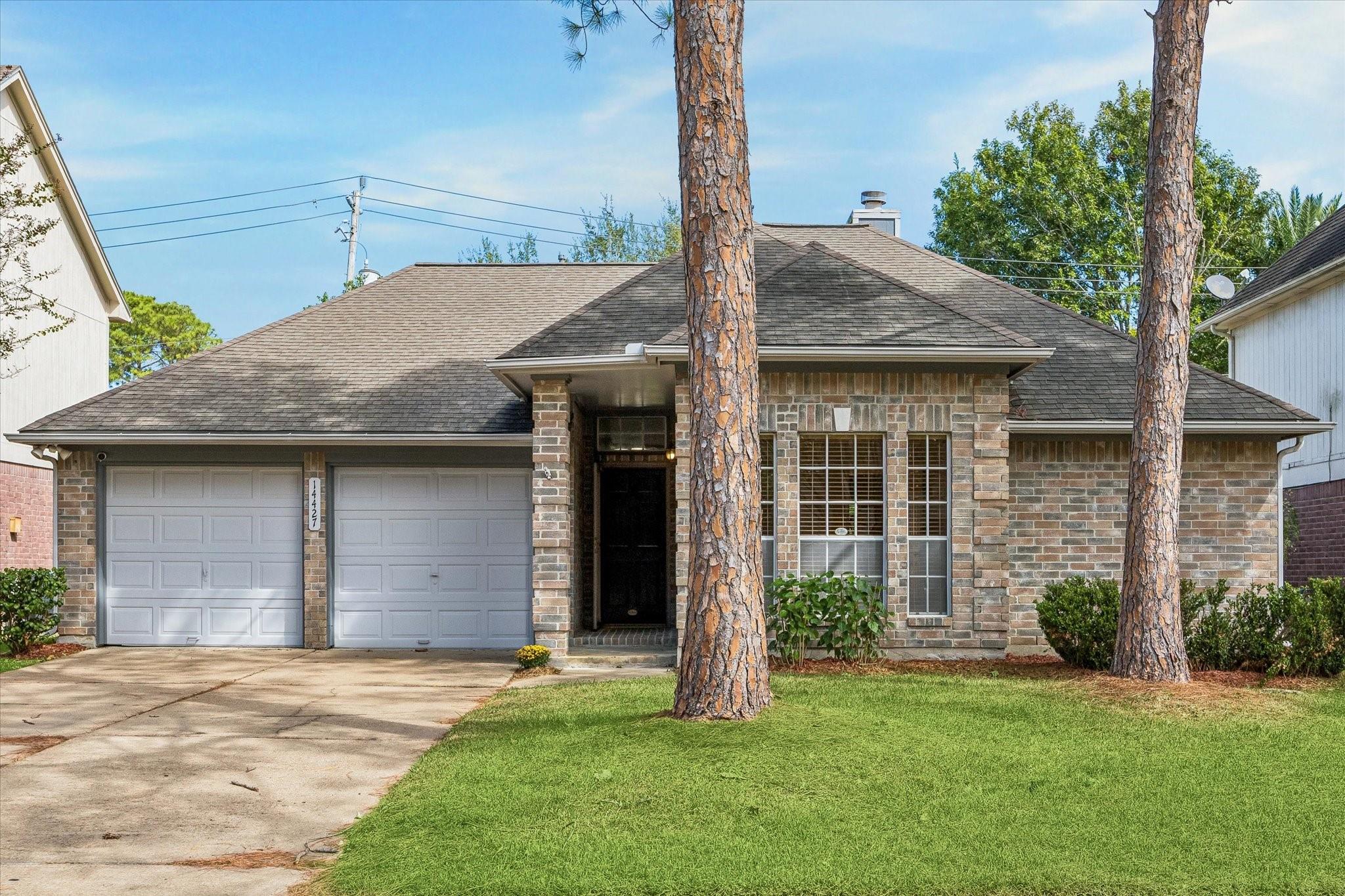 14427 Sun Harbor Drive, Houston TX 77062 Property Photo 1