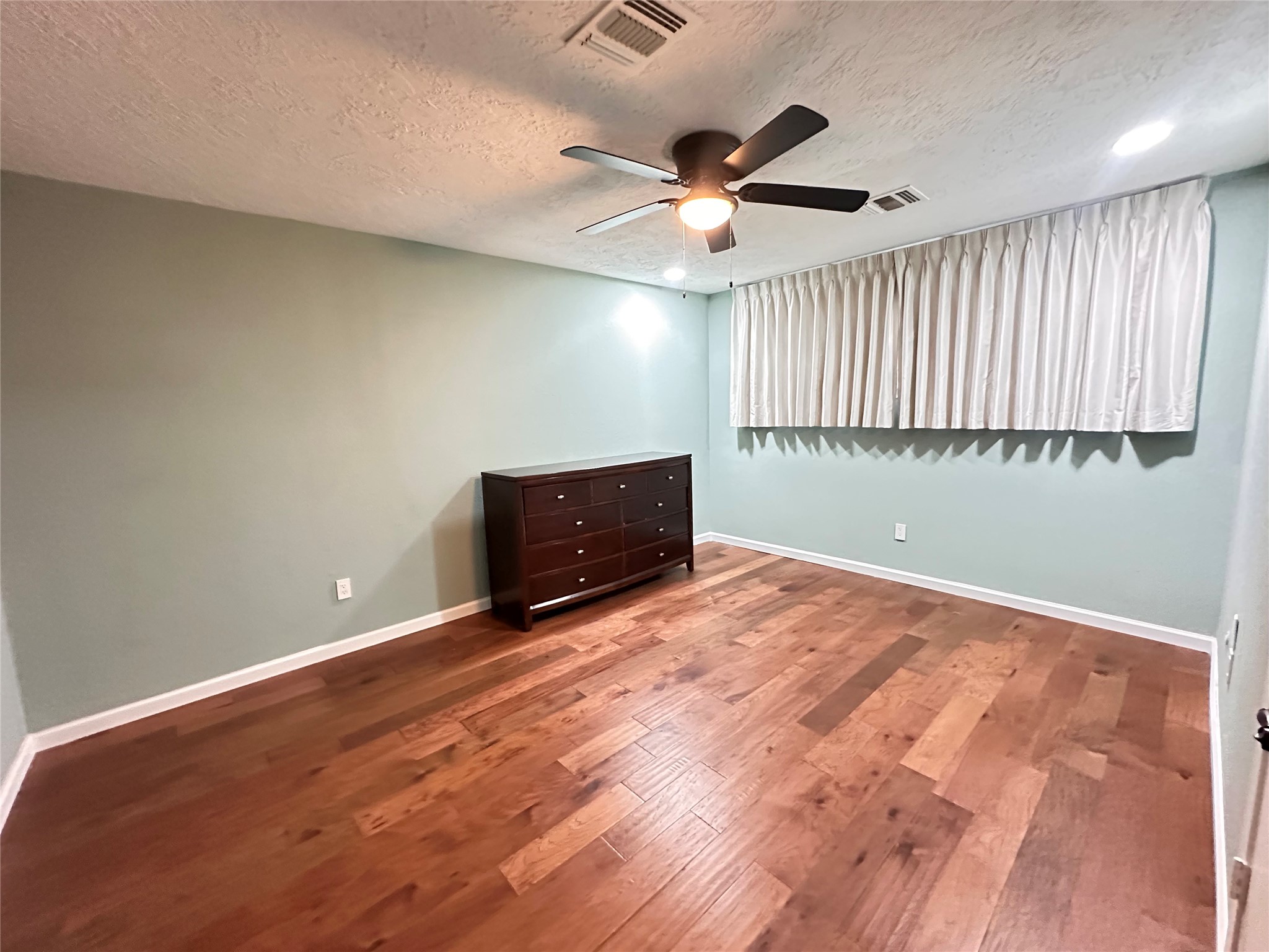 10902 Bob White Drive Property Photo 19