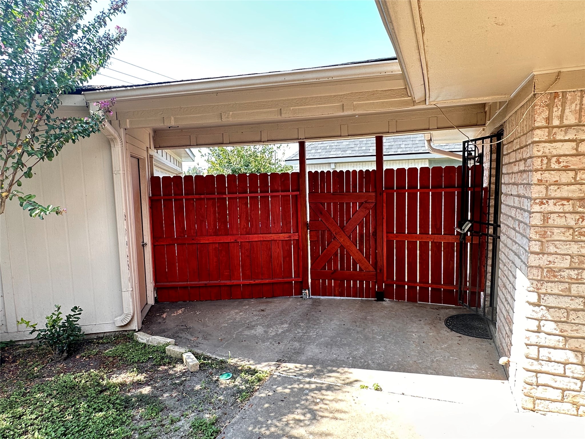 10902 Bob White Drive Property Photo 30