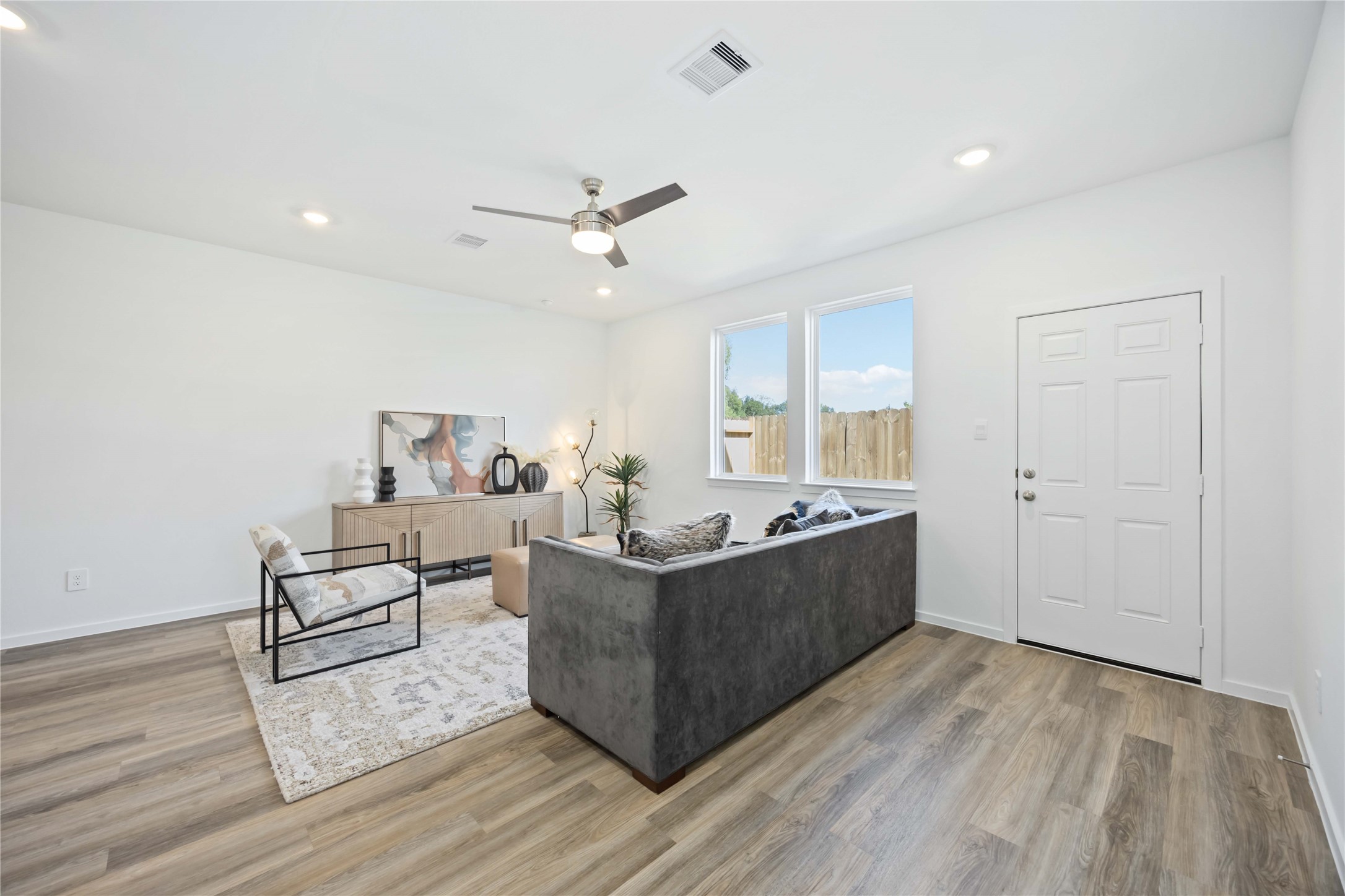 3310 Willshire Stone Street Property Photo 6