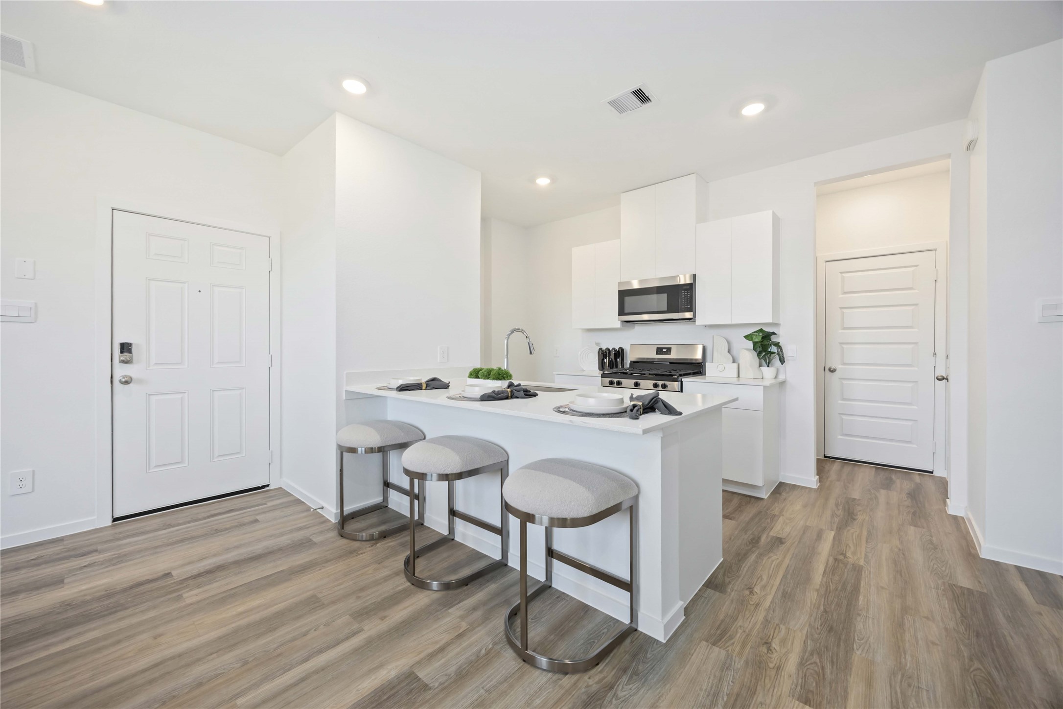 3310 Willshire Stone Street Property Photo 10