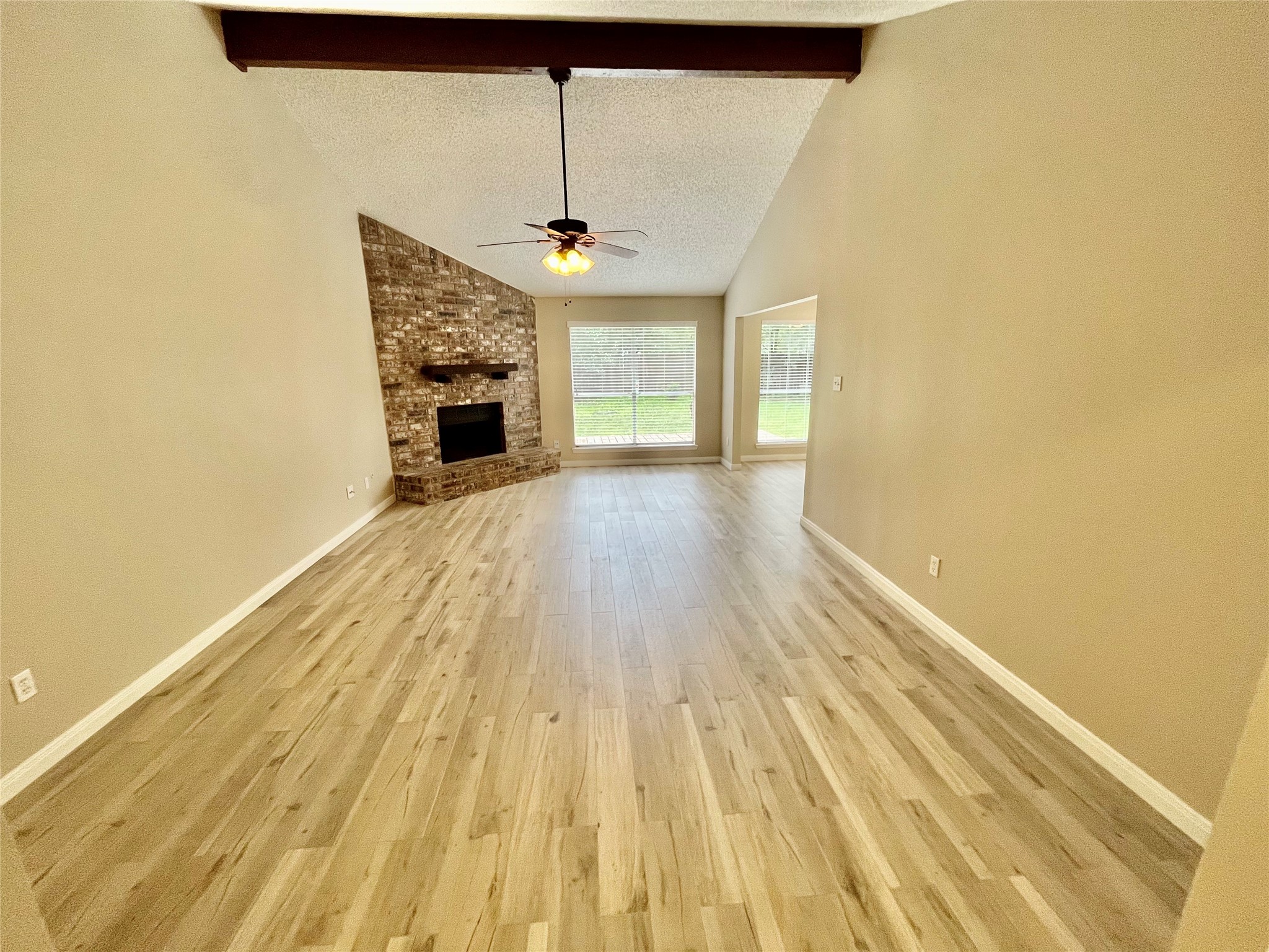 6 Leverwood Court Property Photo 8