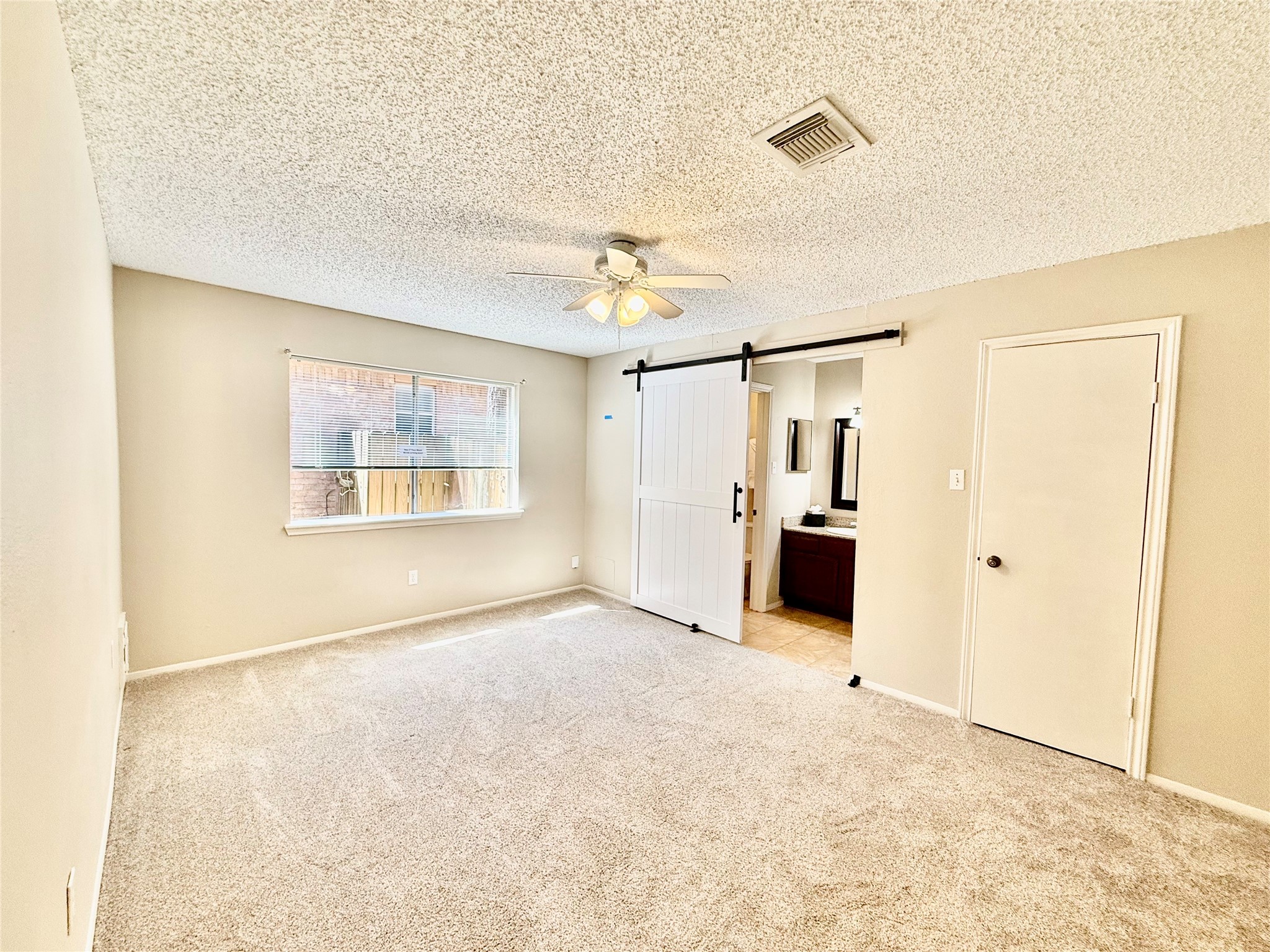6 Leverwood Court Property Photo 10