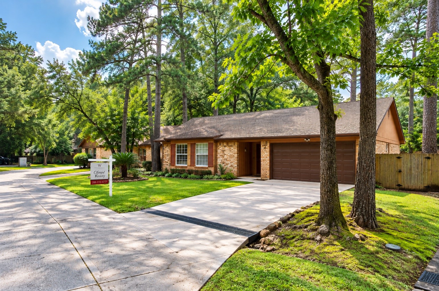 6 Leverwood Court Property Photo 21