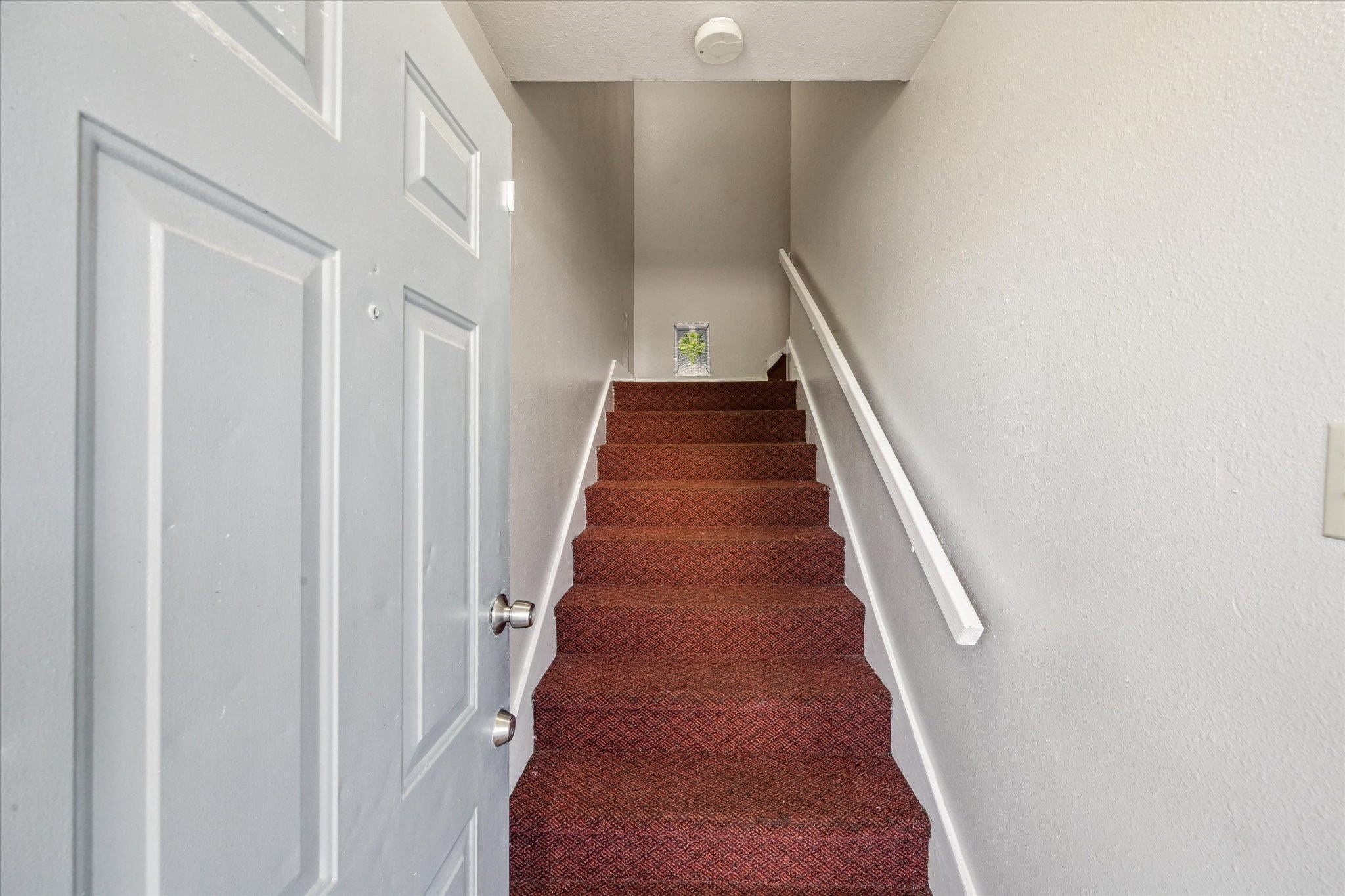 3718 Sealy Street Property Photo 6
