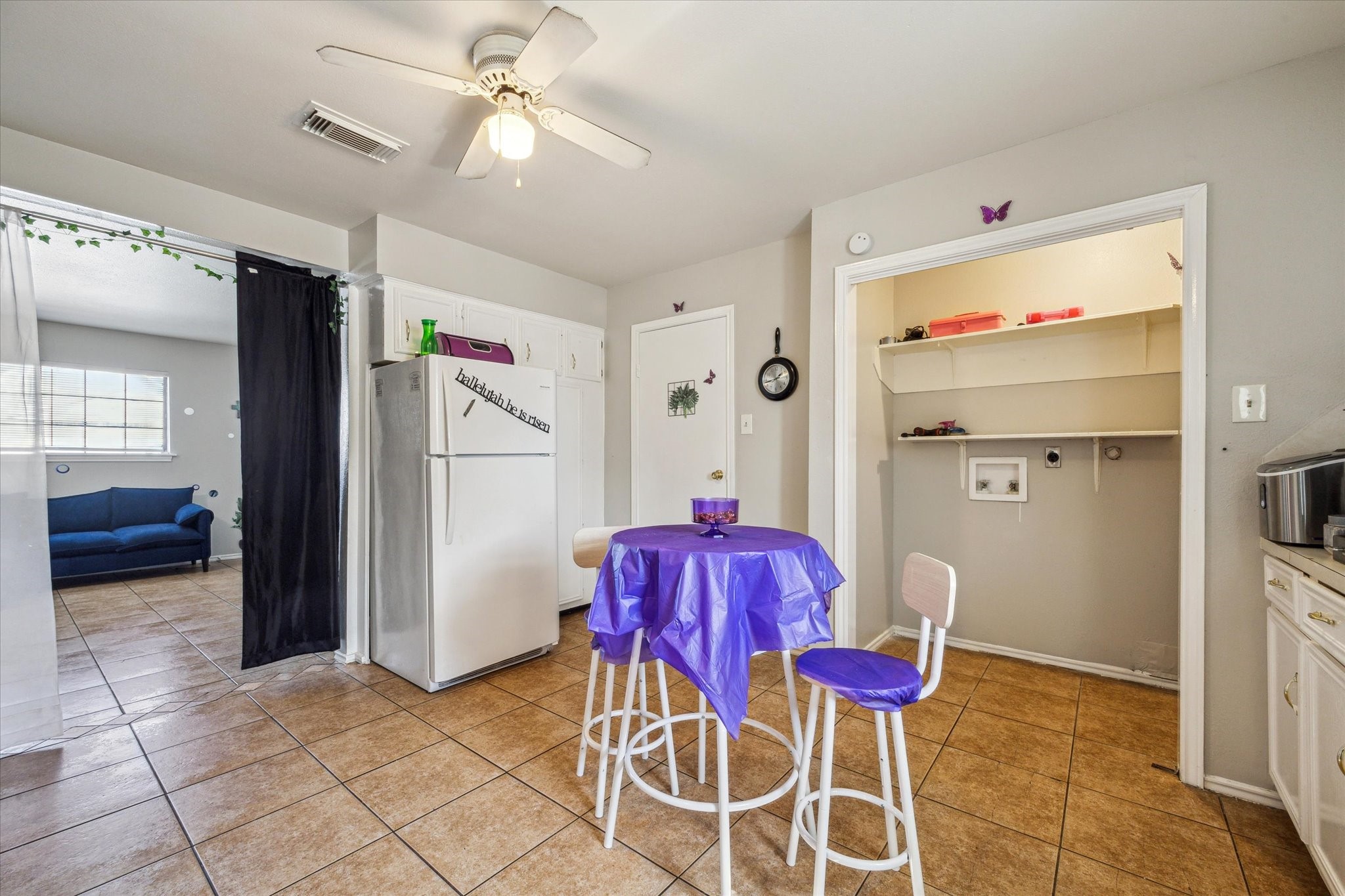 3718 Sealy Street Property Photo 13