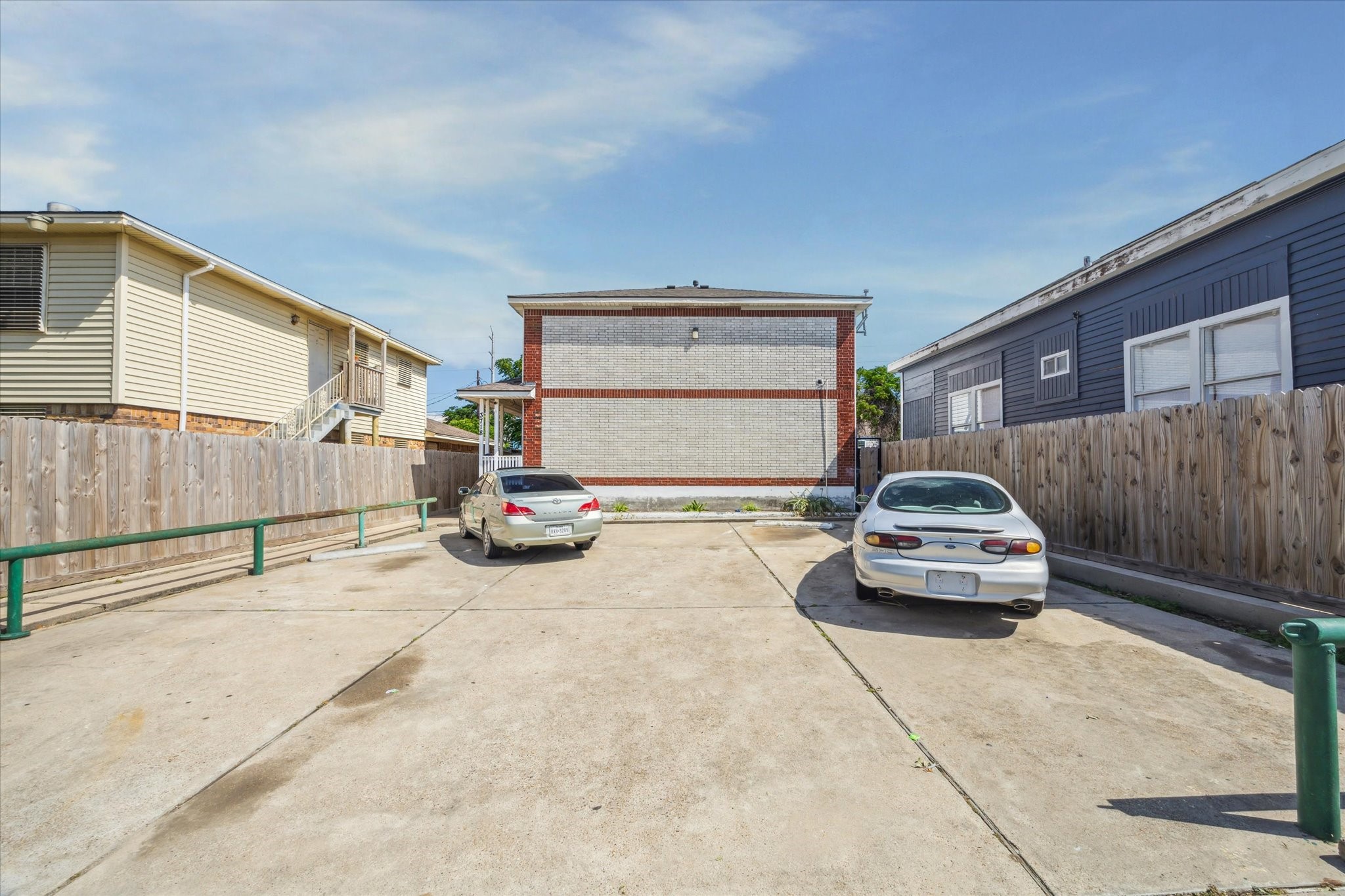 3718 Sealy Street Property Photo 19