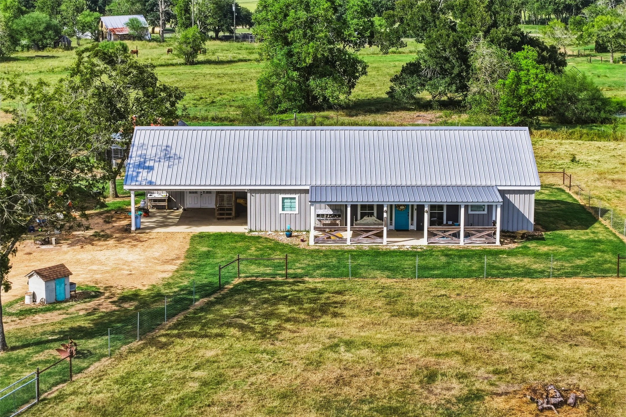 1792 Stockold Road Property Photo 1