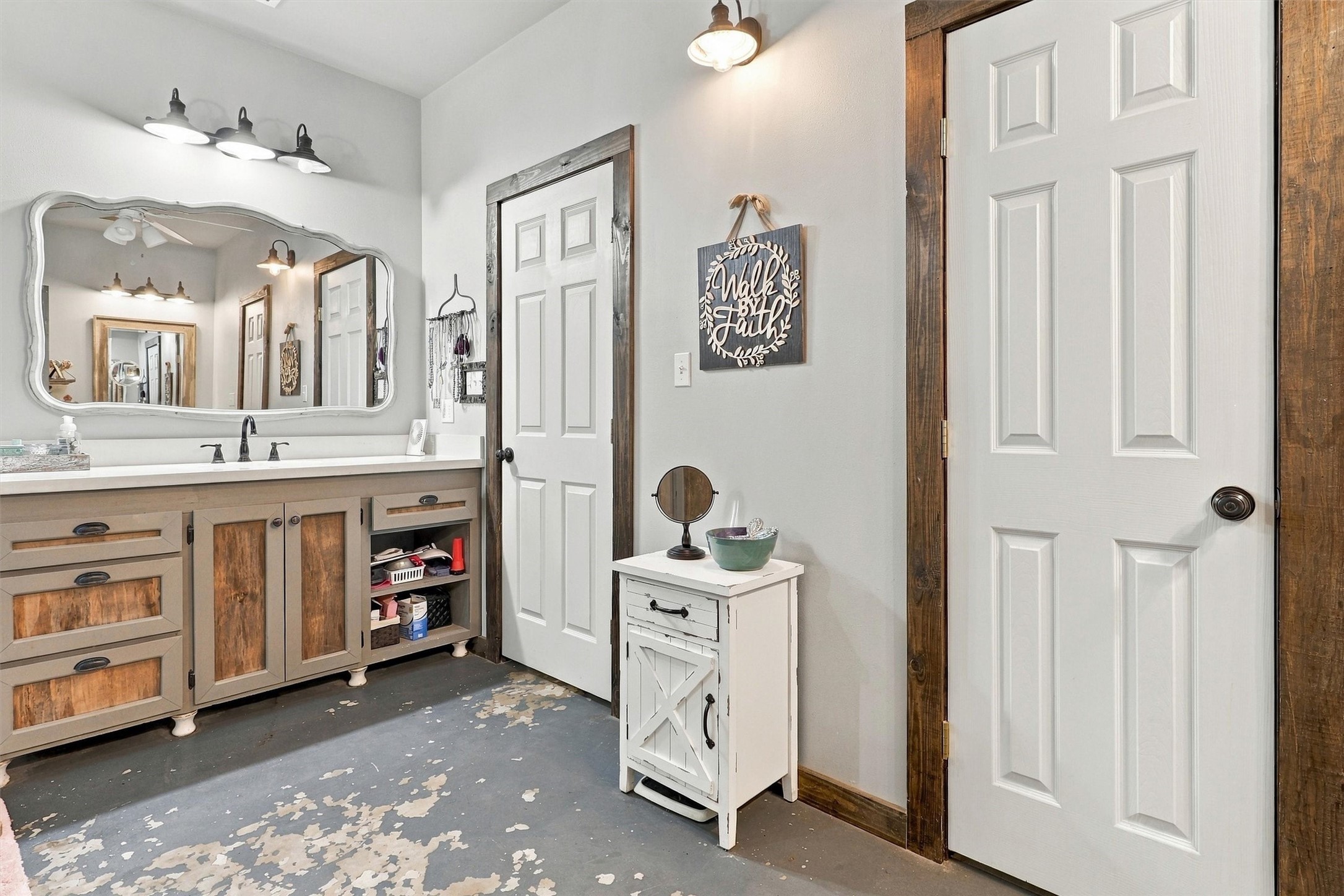 1792 Stockold Road Property Photo 25