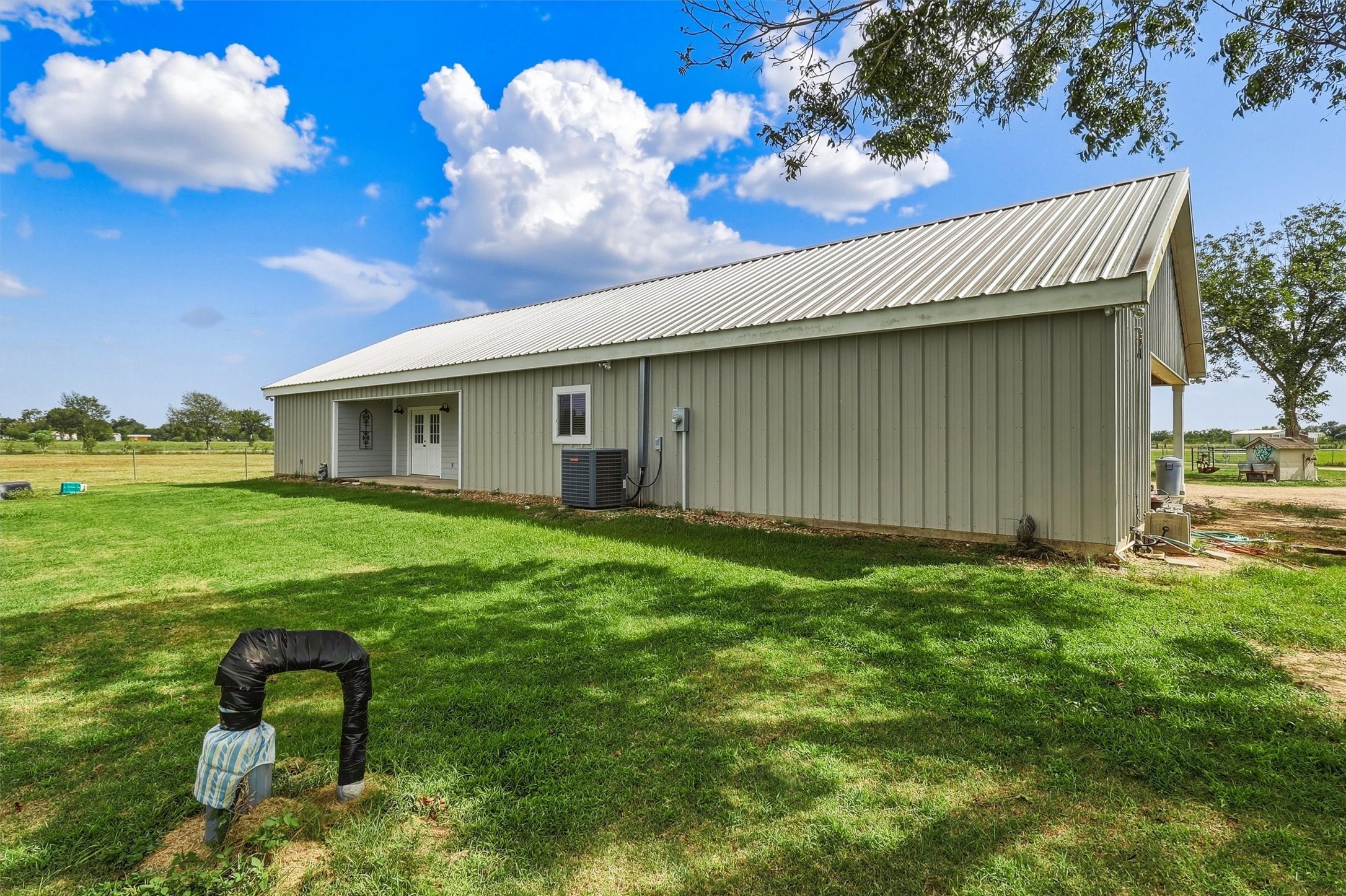 1792 Stockold Road Property Photo 35