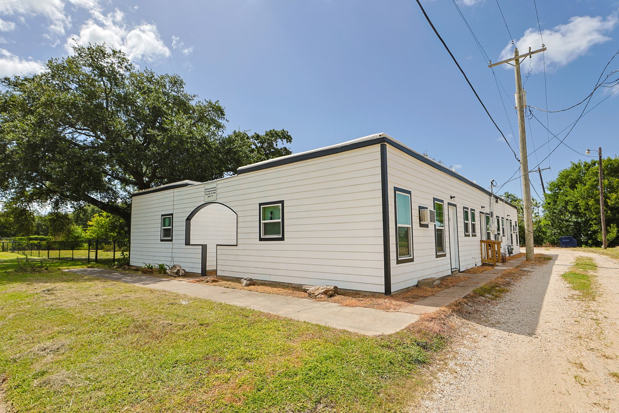 521 2nd Avenue N Property Photo 9