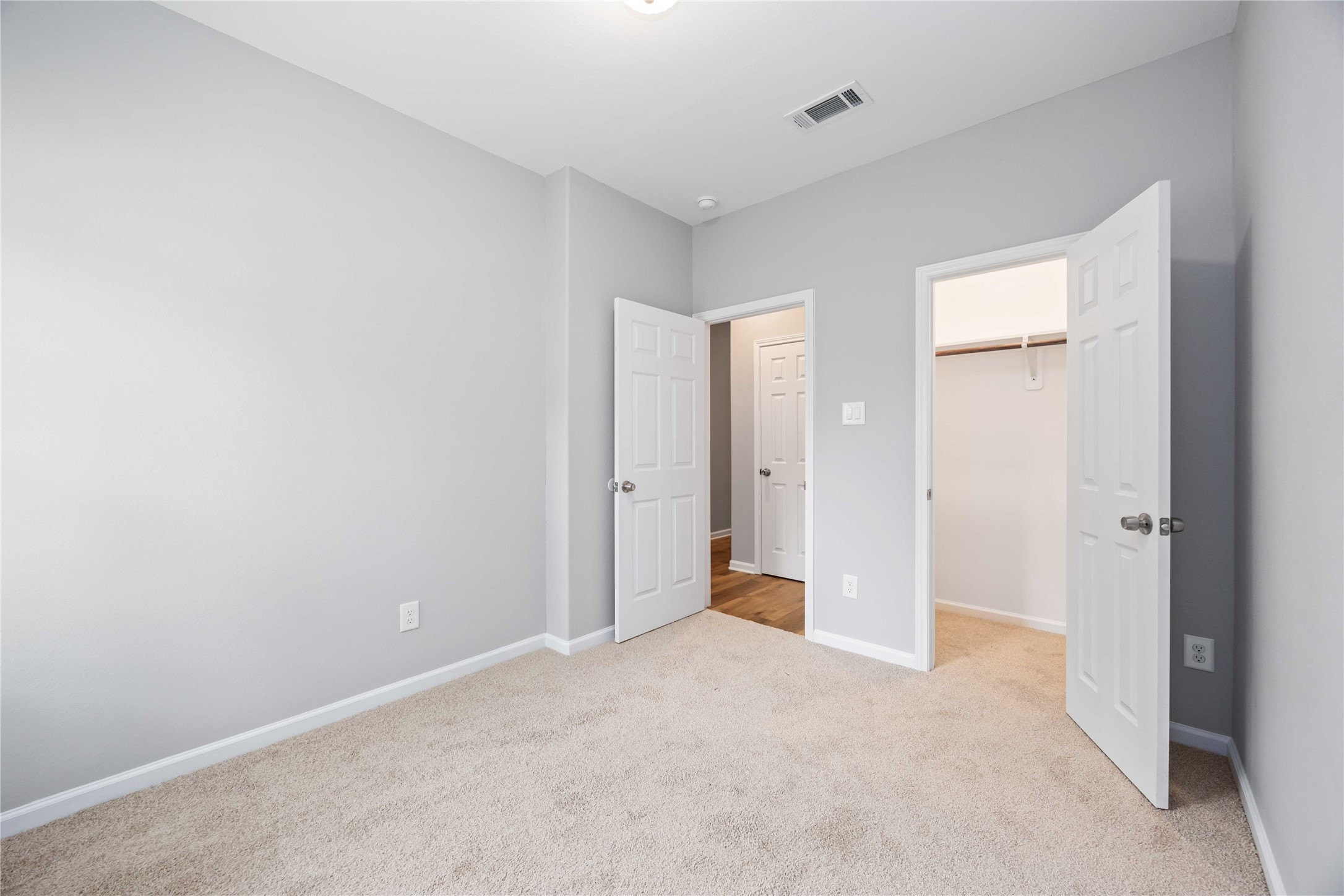 4507 White Rock Street B Property Photo 22