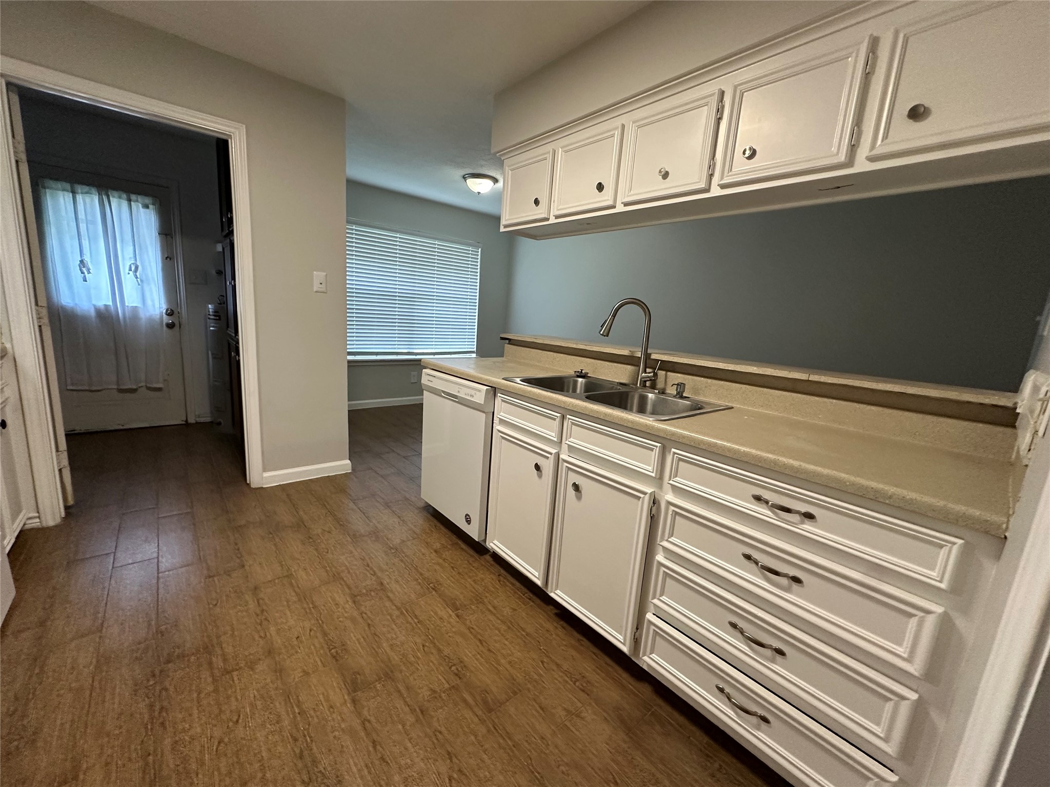 1013 Mccall Avenue Property Photo 7
