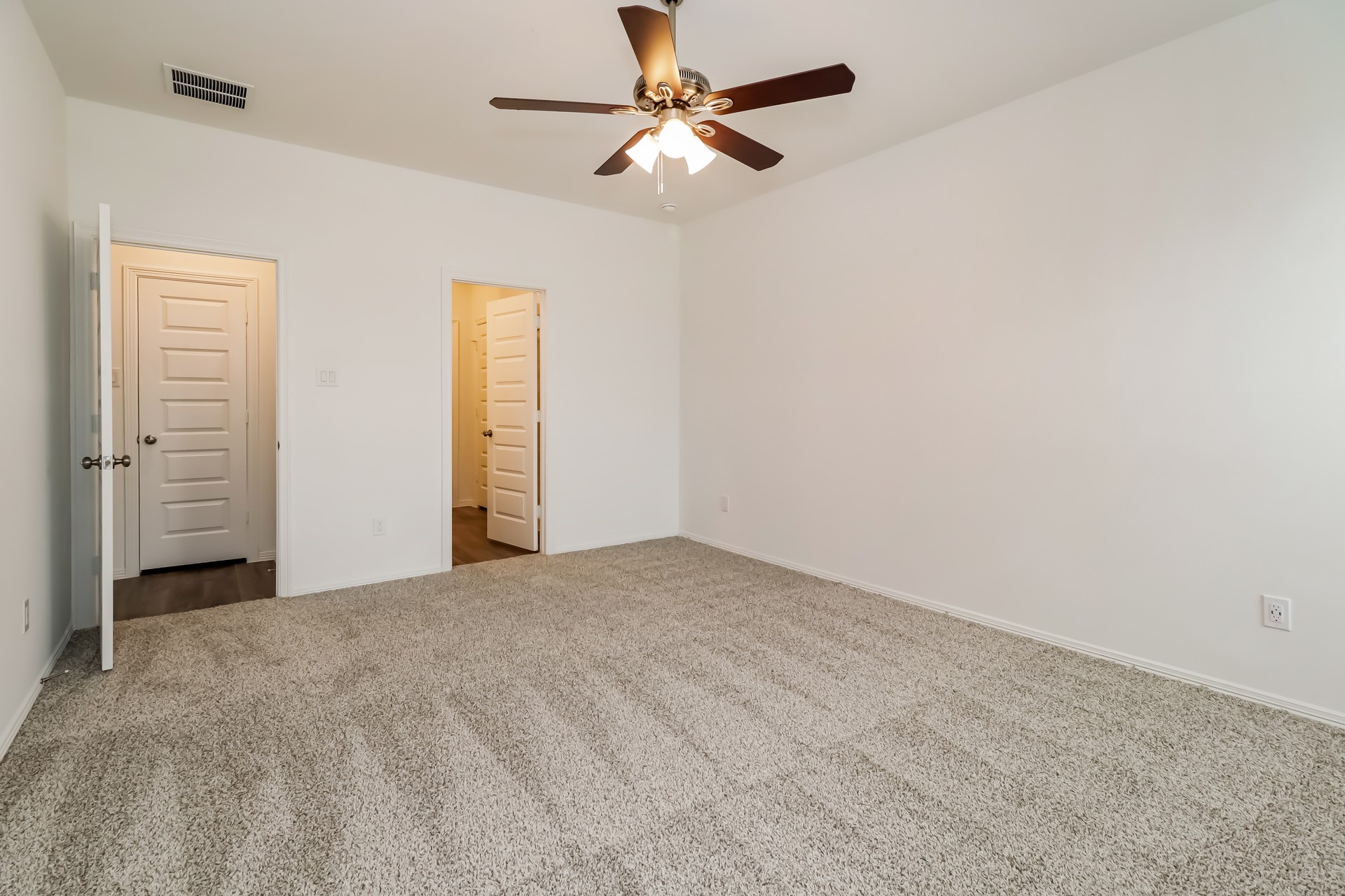 16750 Rover Lane Property Photo 9