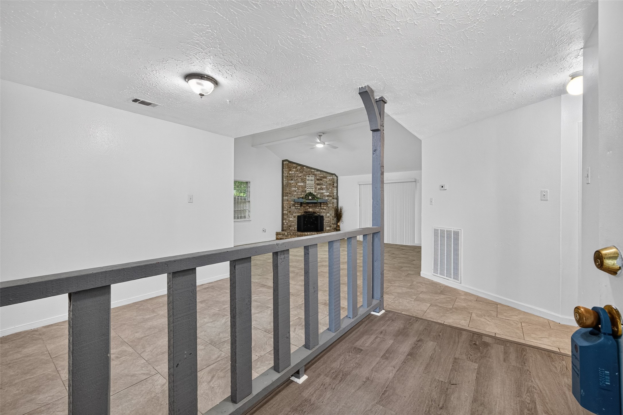 8623 Quail Hills Drive Property Photo 4