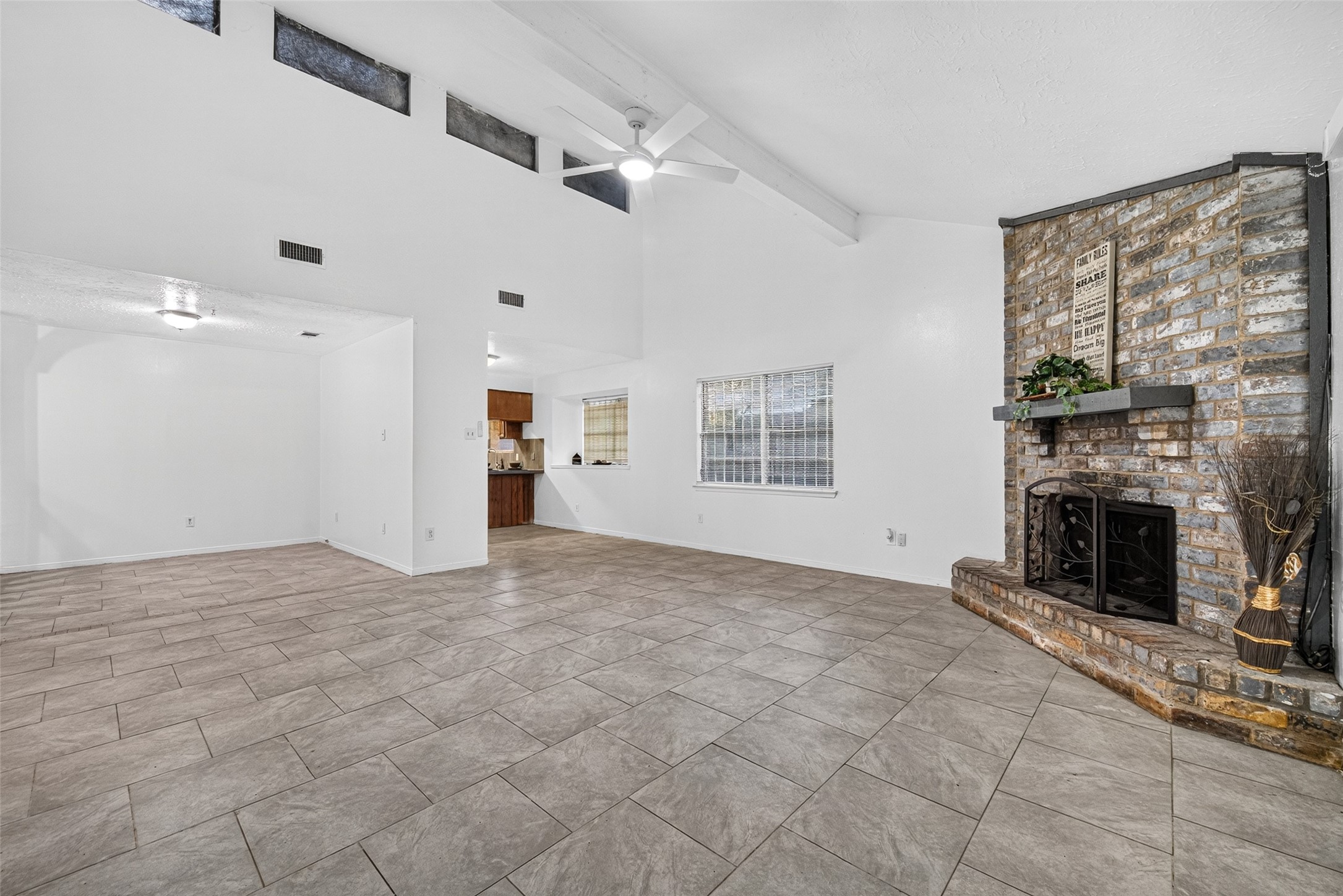 8623 Quail Hills Drive Property Photo 8