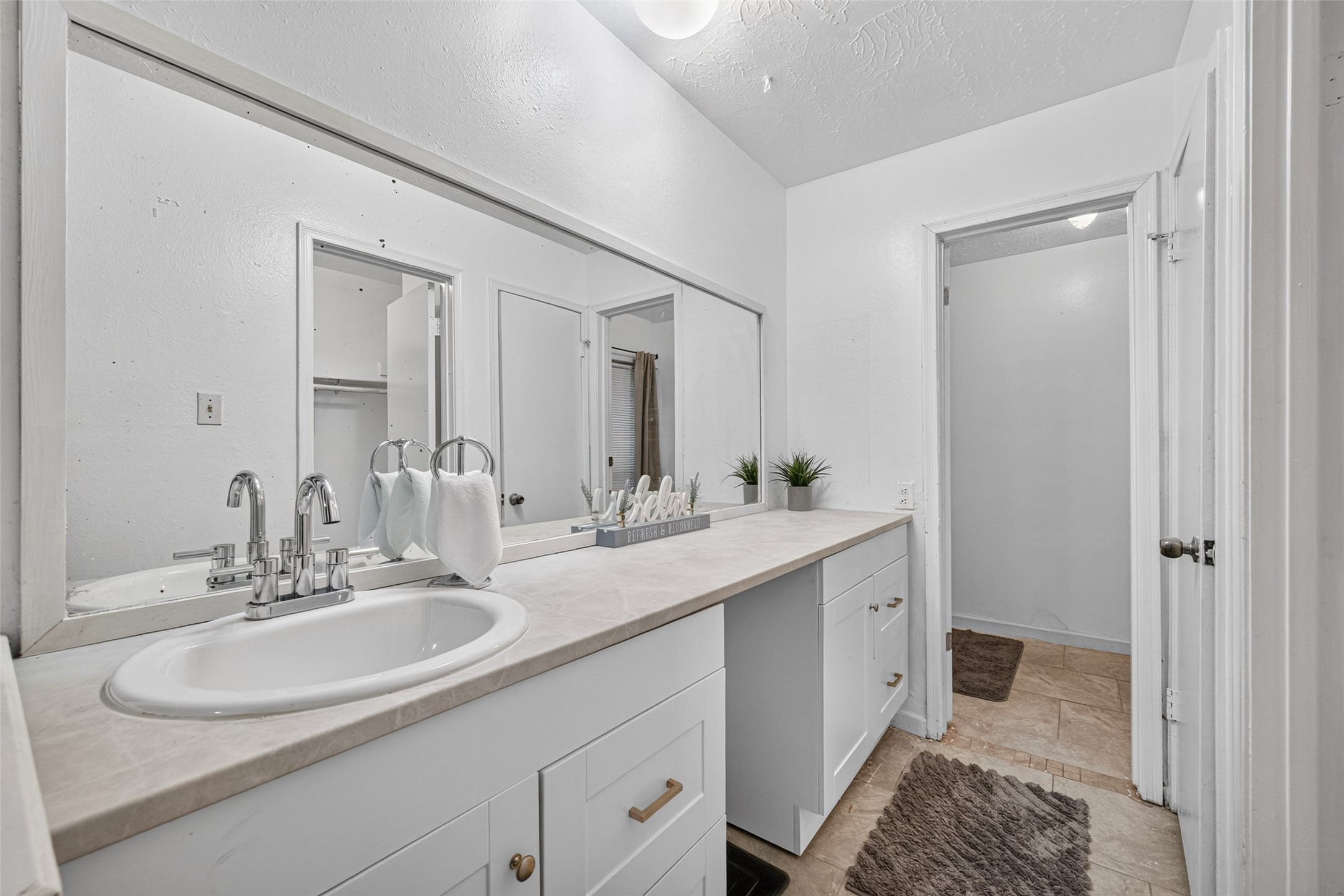 8623 Quail Hills Drive Property Photo 14
