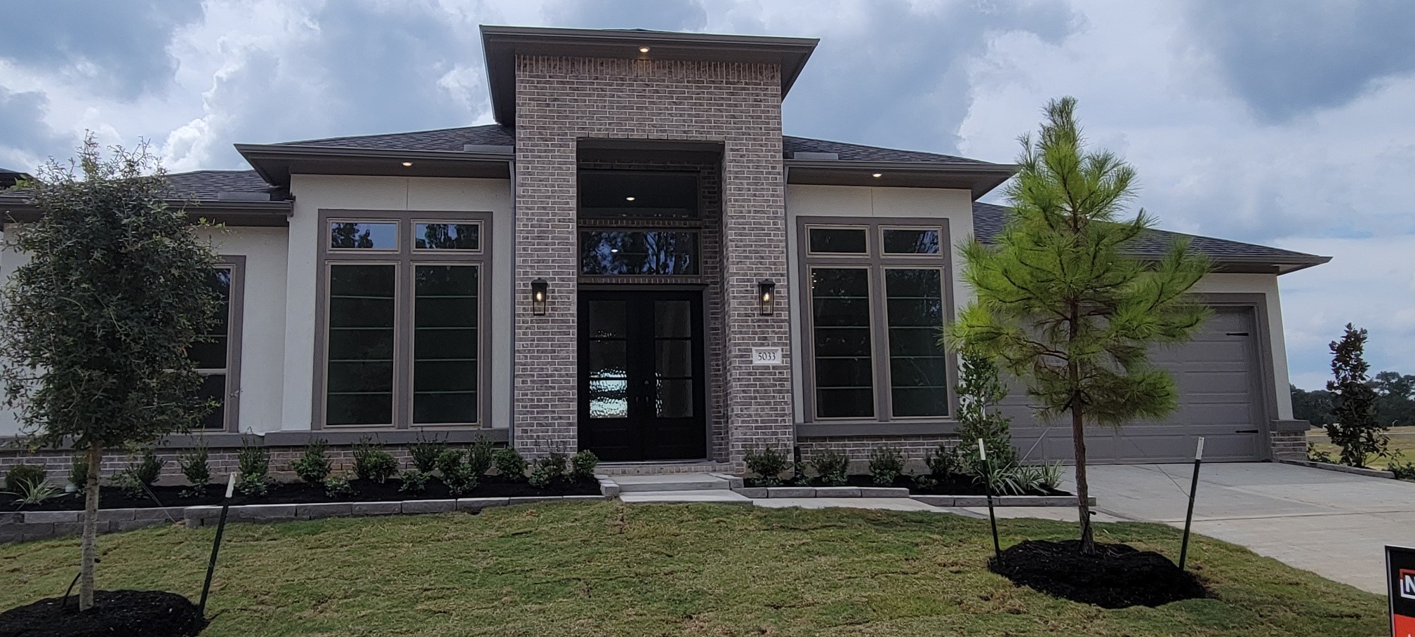 5033 Wildtree Creek South Property Photo 1