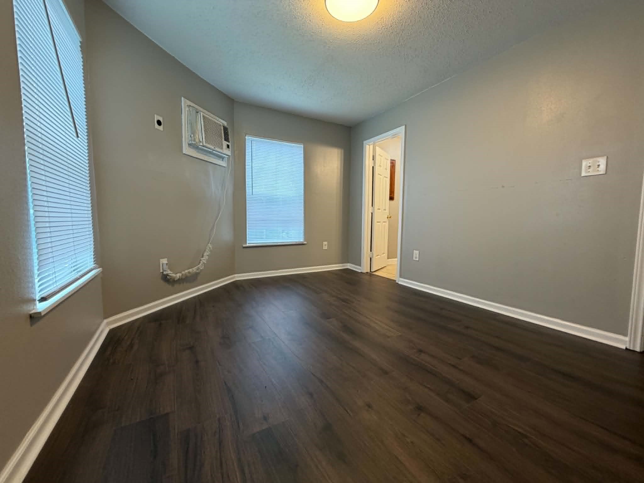 3028 Avenue M 1a Property Photo 5