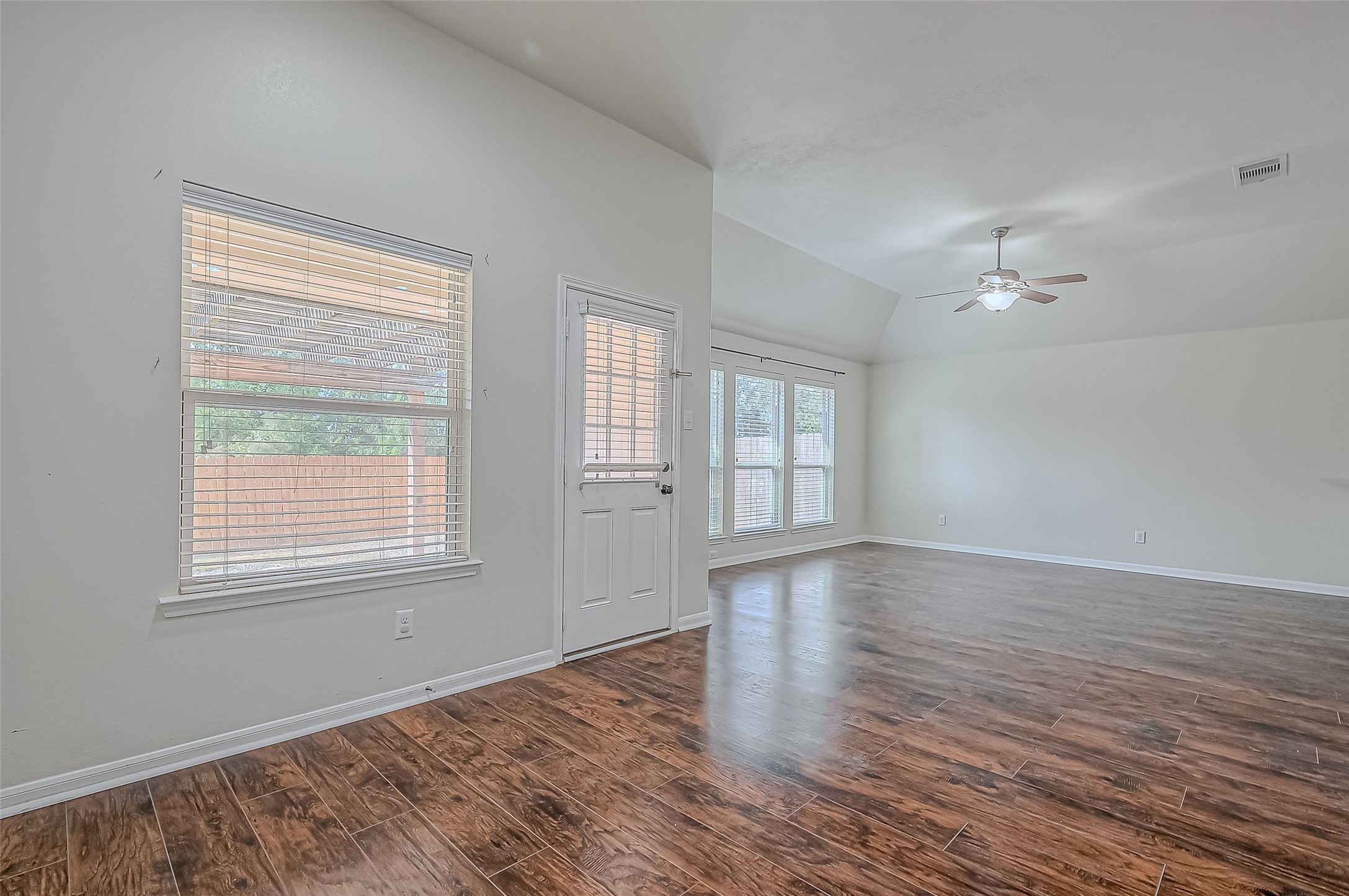 514 Heatherton Hill Drive Property Photo 19