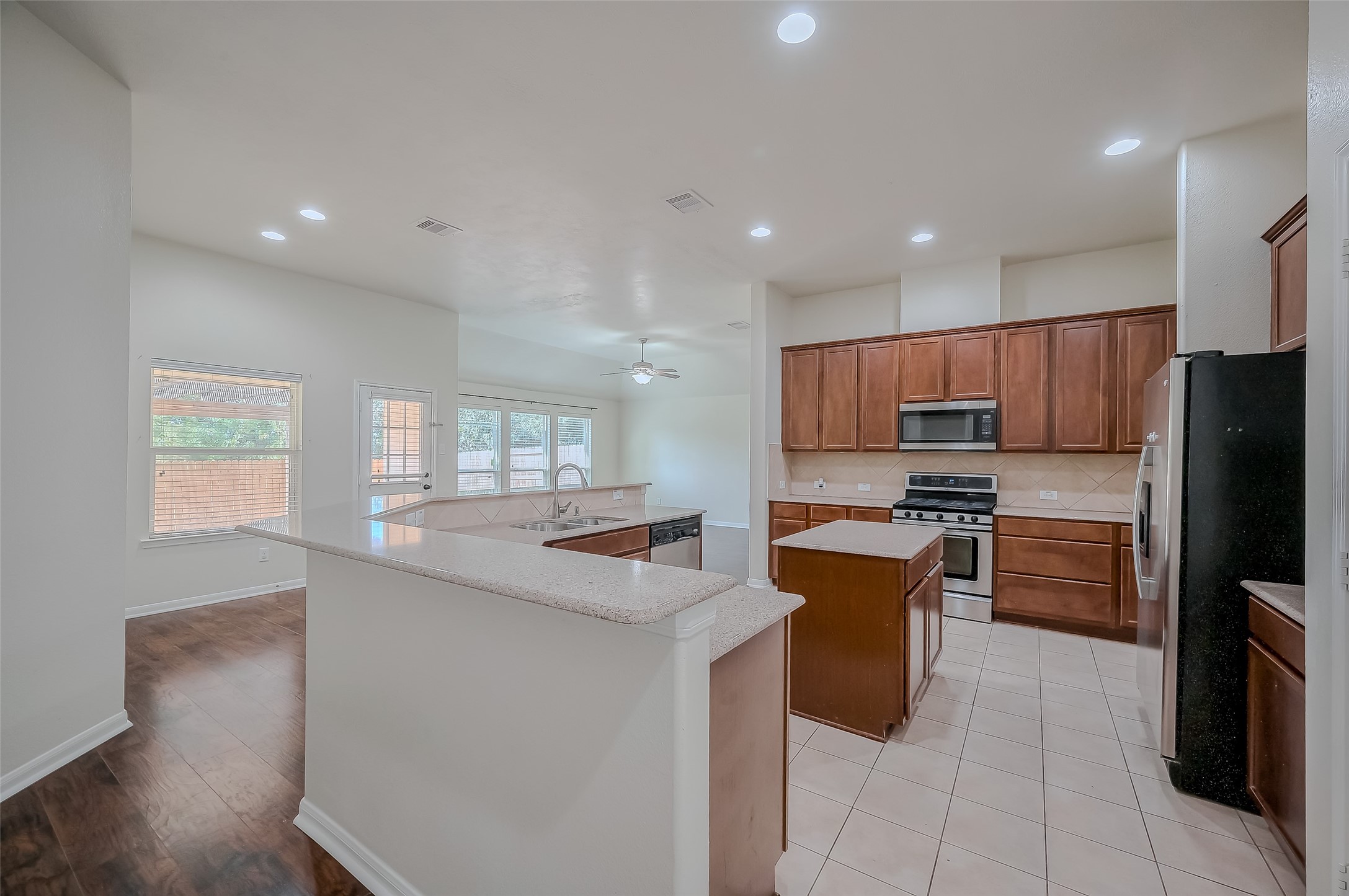 514 Heatherton Hill Drive Property Photo 29