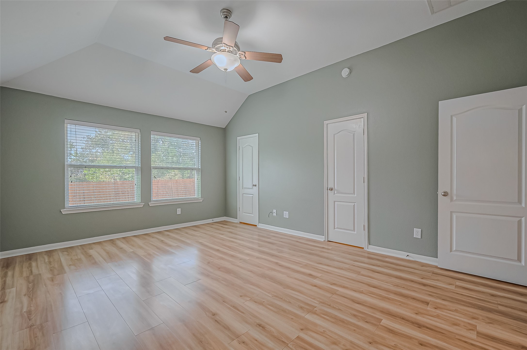 514 Heatherton Hill Drive Property Photo 39