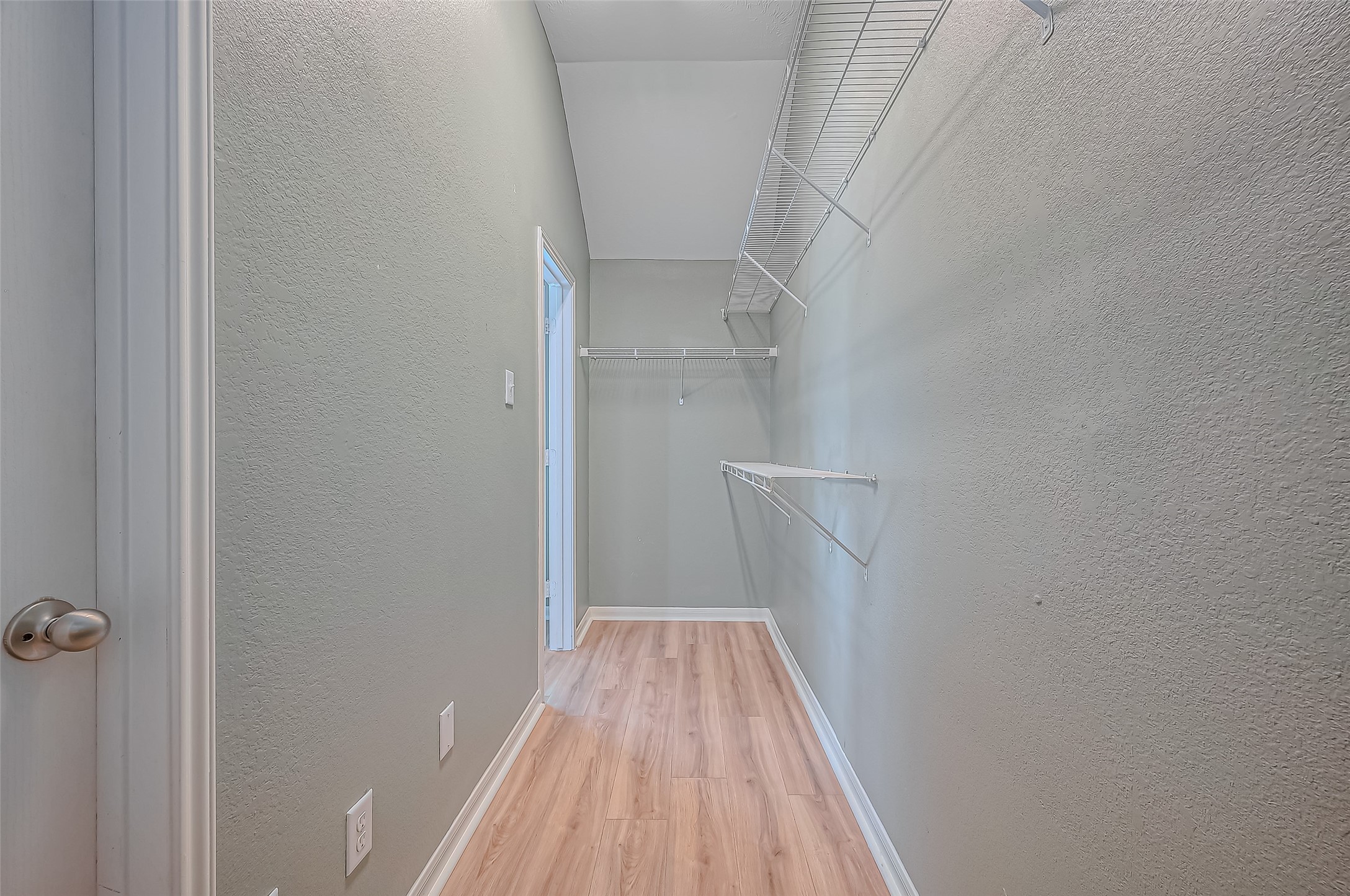 514 Heatherton Hill Drive Property Photo 41