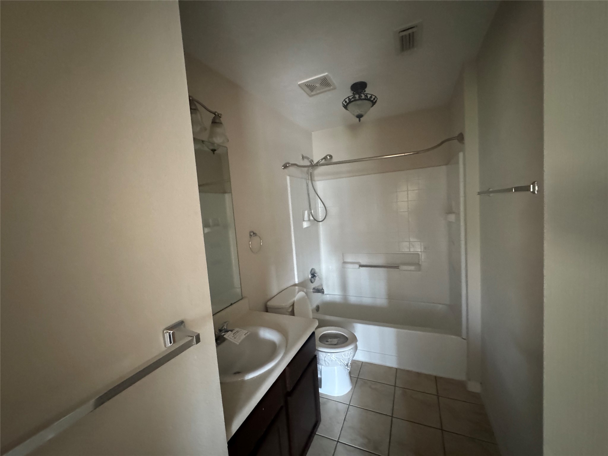 18914 Squirrel Oaks Drive Property Photo 13