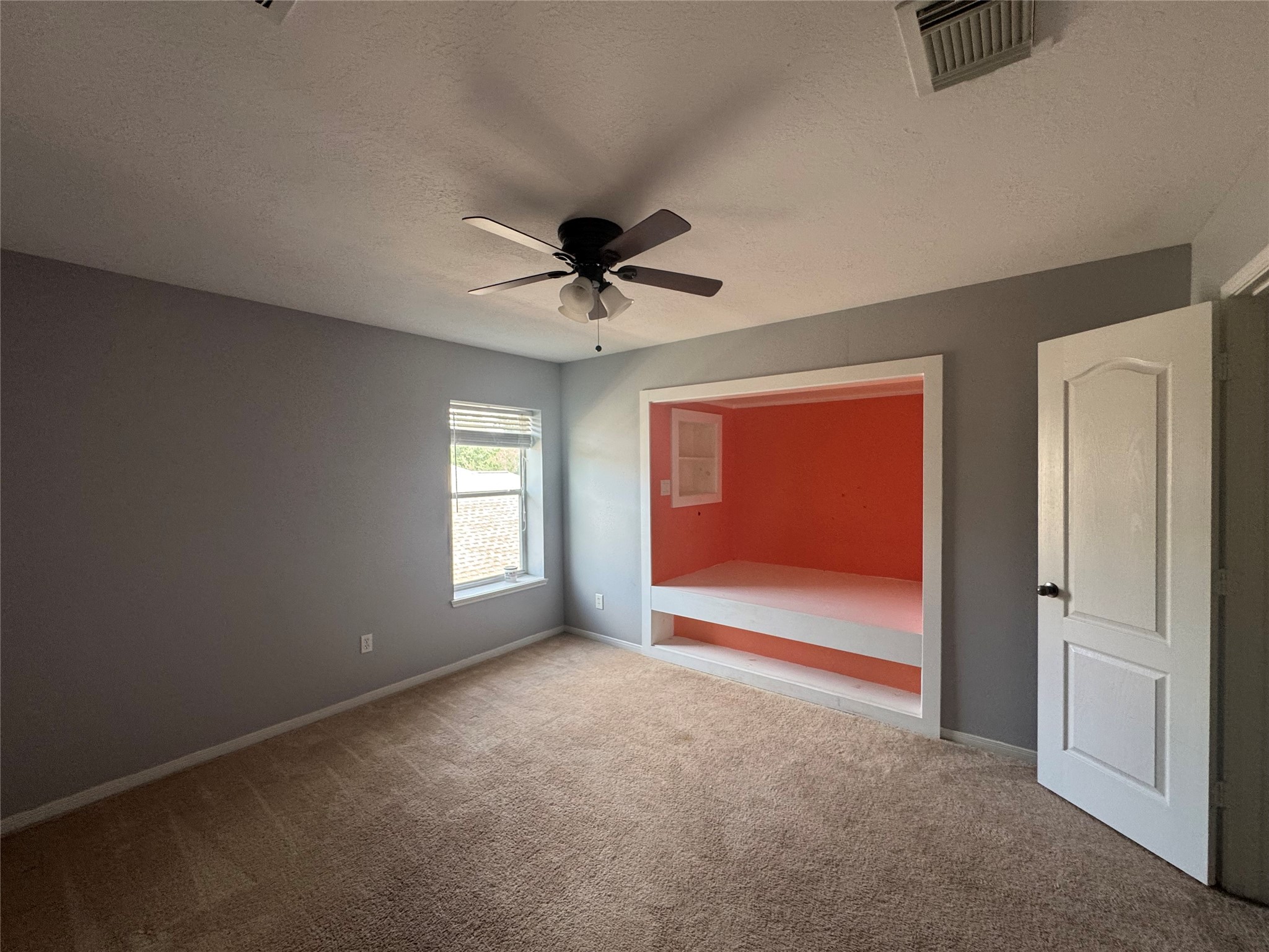 18914 Squirrel Oaks Drive Property Photo 15