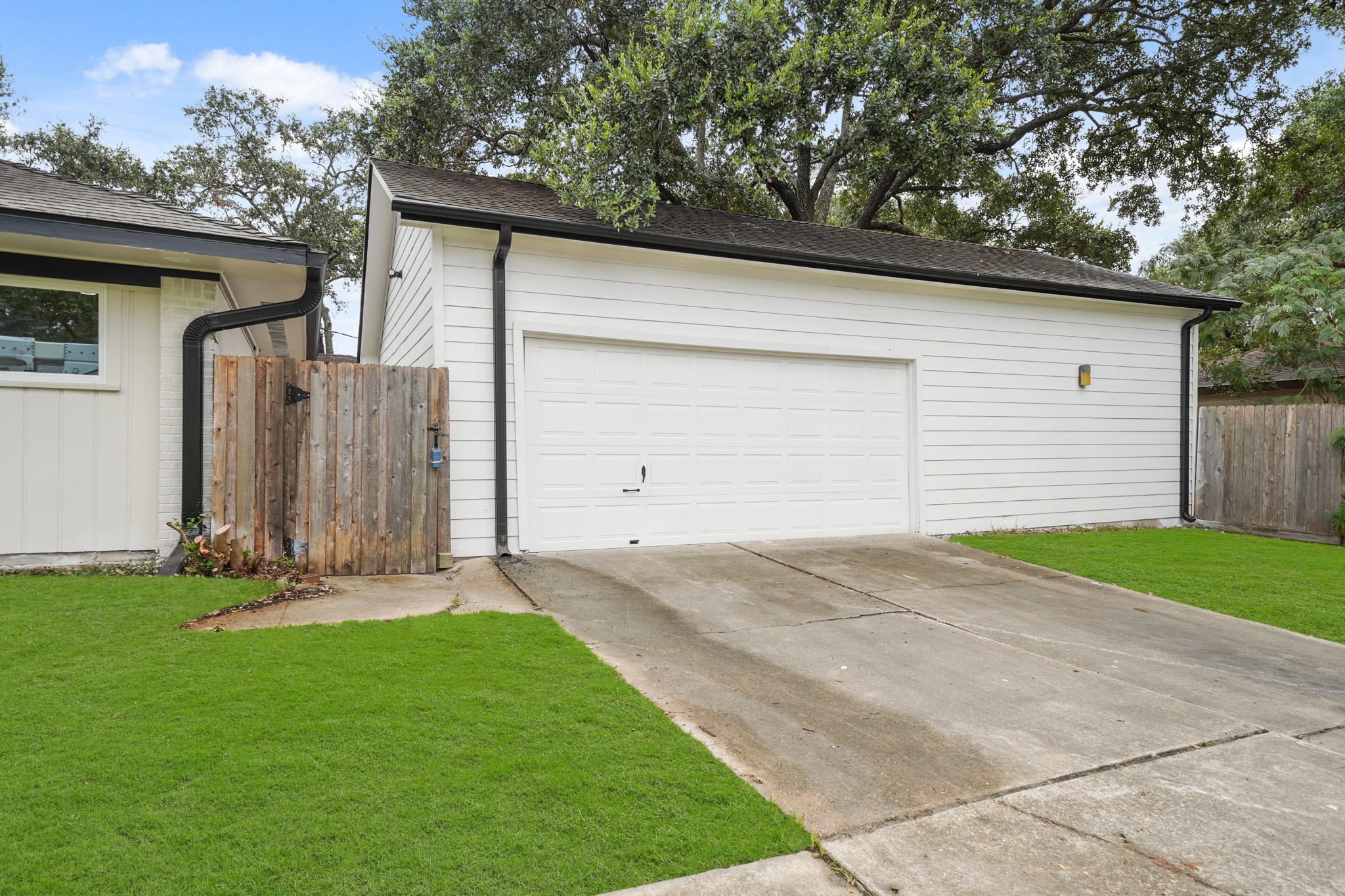 5447 Kingfisher Drive Property Photo 26