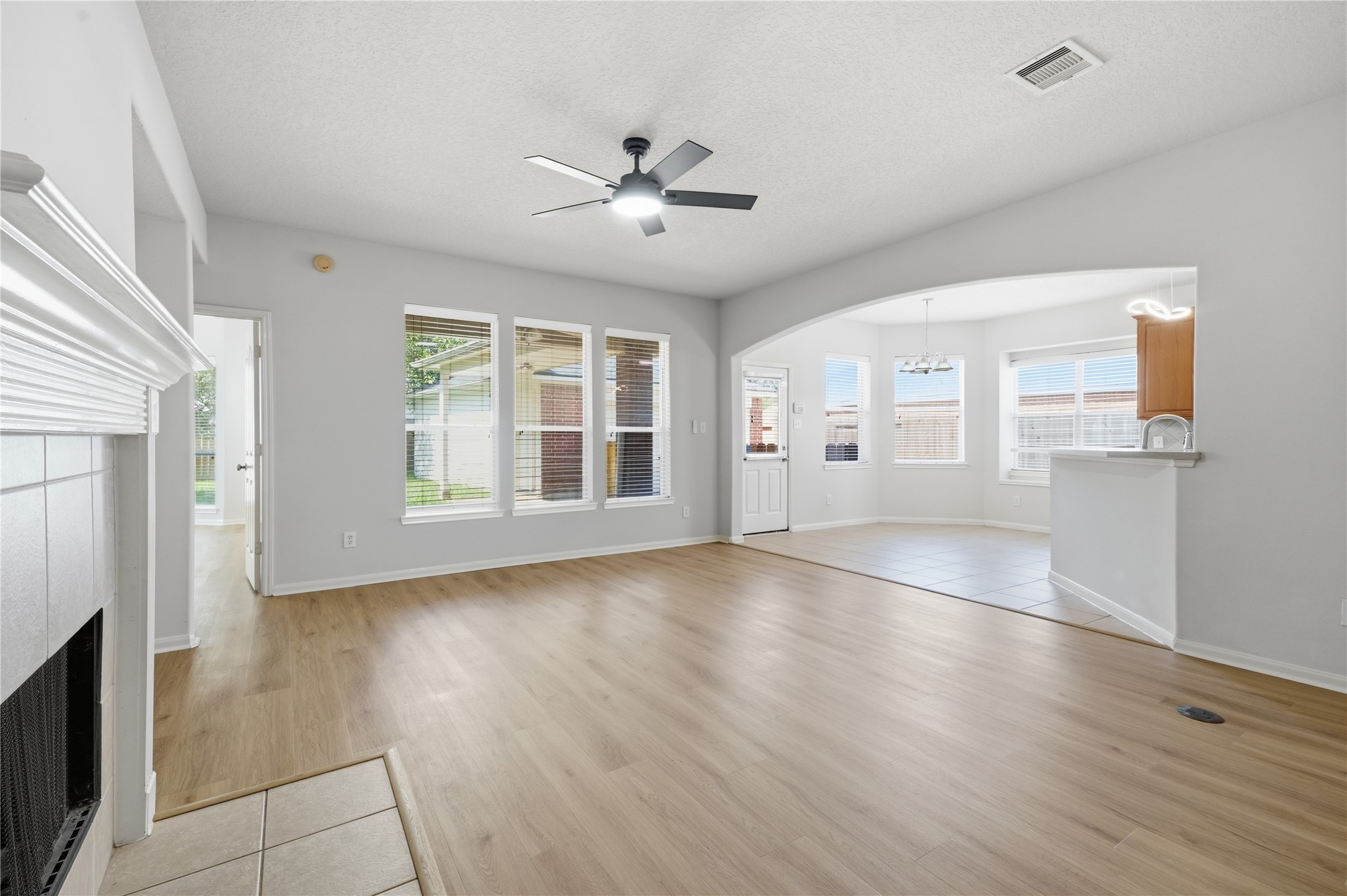 6165 Darlington Ct Court Property Photo 18