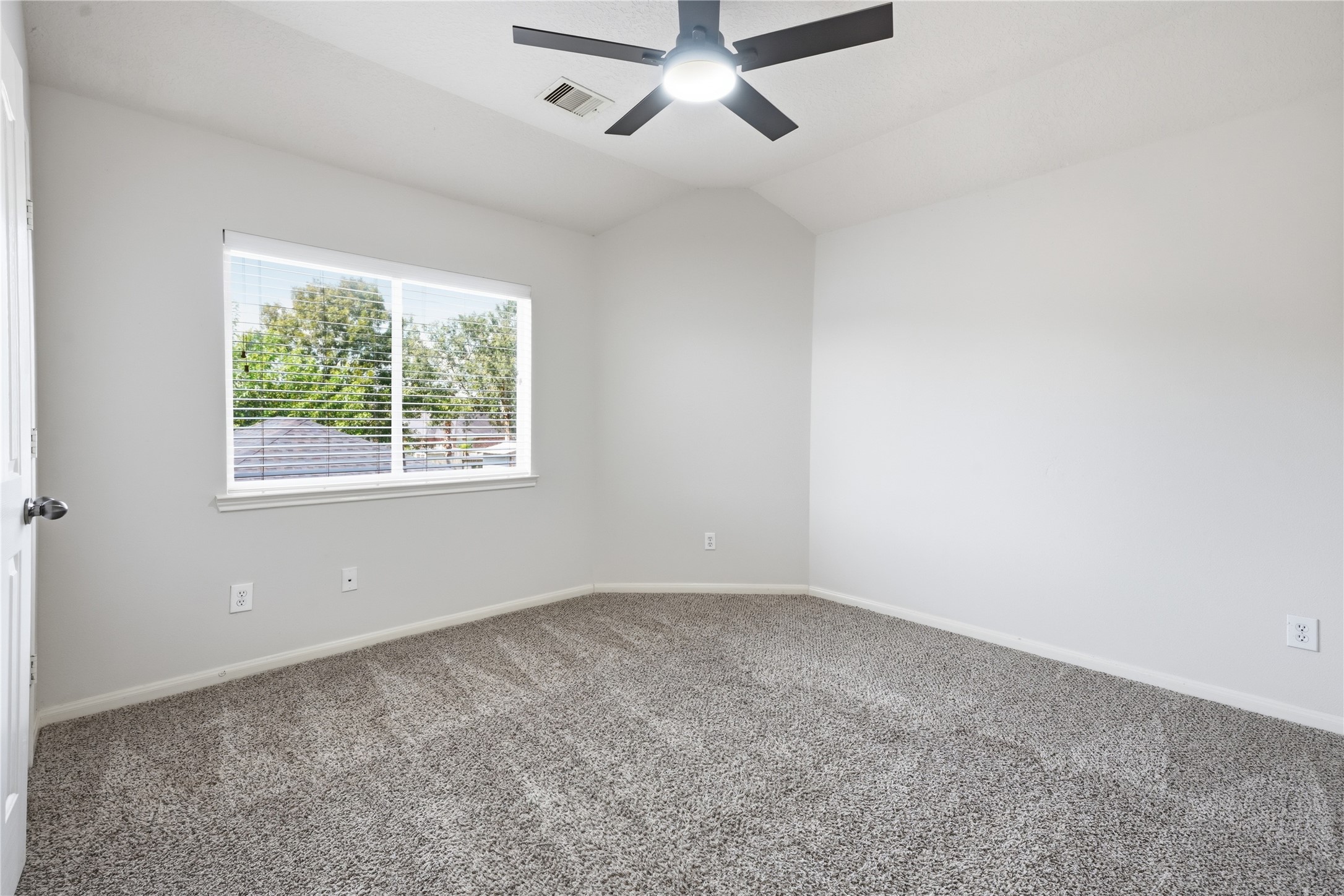 6165 Darlington Ct Court Property Photo 29