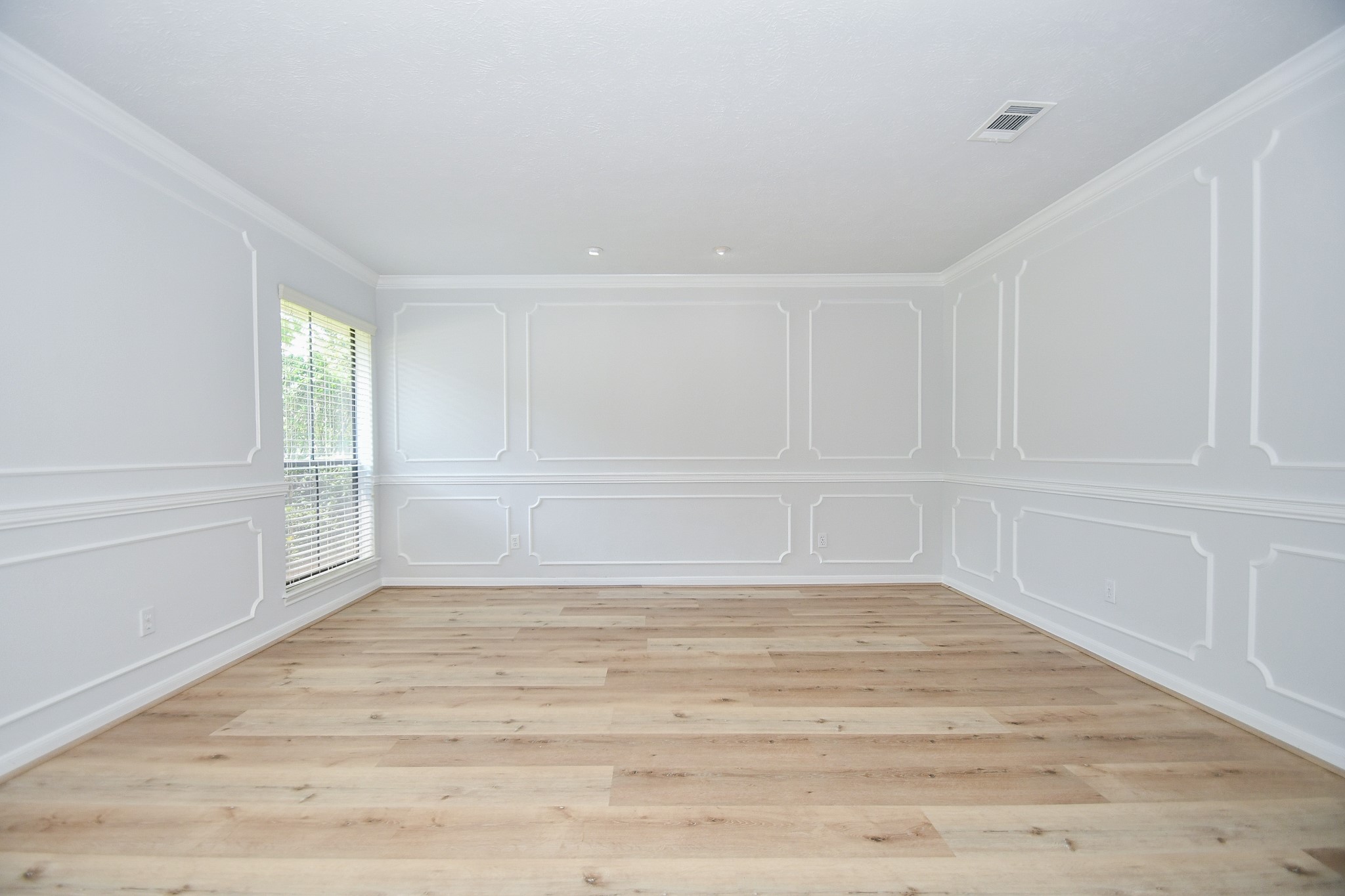 3107 Barnhill Property Photo 3