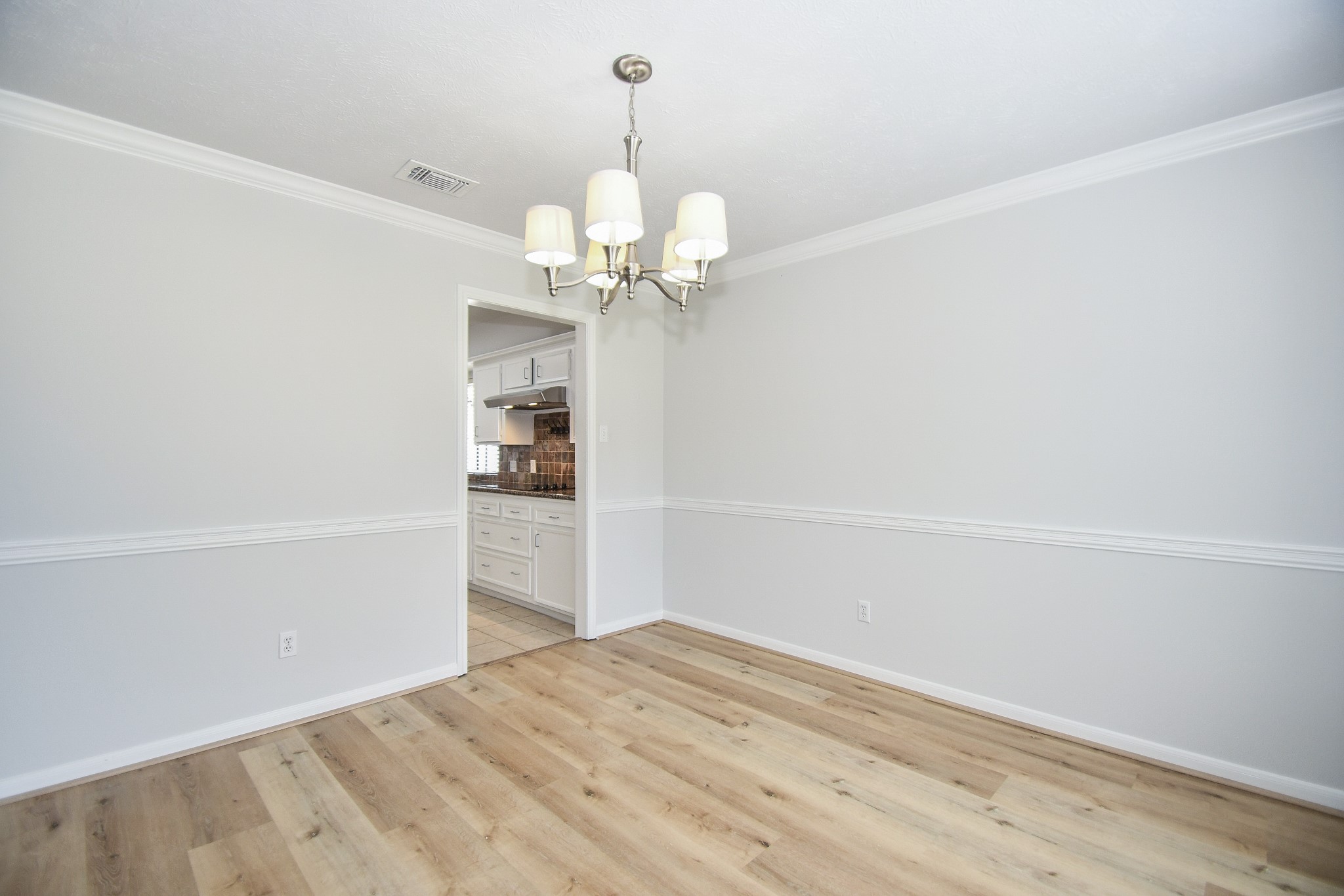3107 Barnhill Property Photo 5
