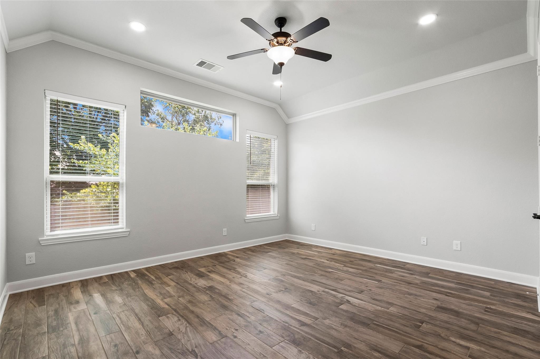 38 Estherwood Place Property Photo 2