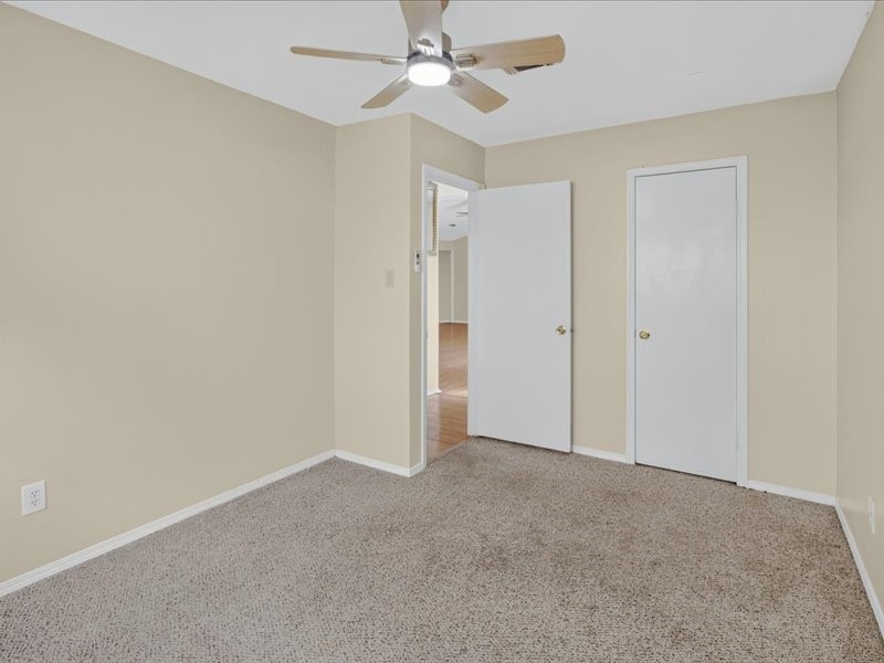 2027 Goodwin Drive Property Photo 17