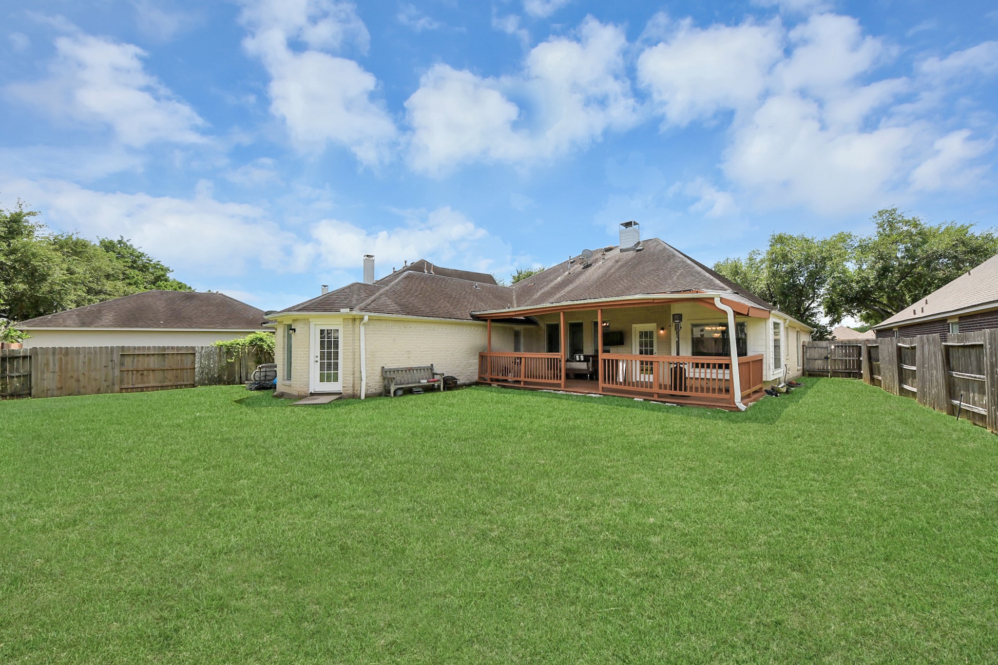 5527 Moss Meadow Court Property Photo 17