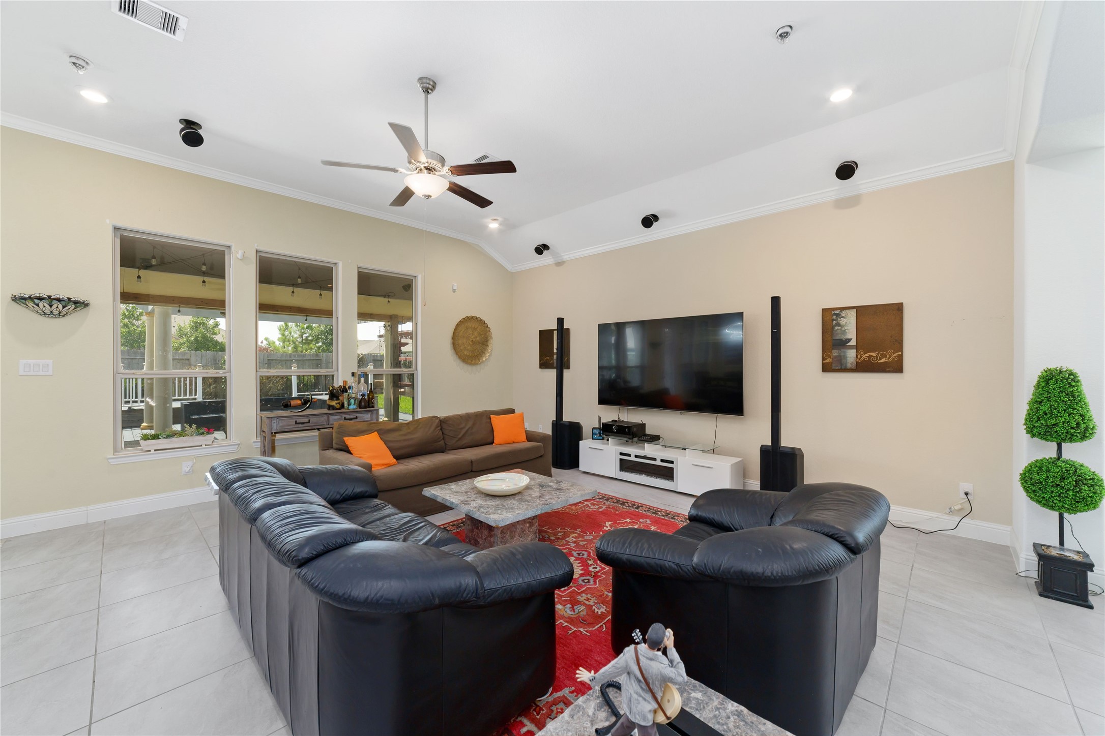8014 Clearwater Glen Court Property Photo 14