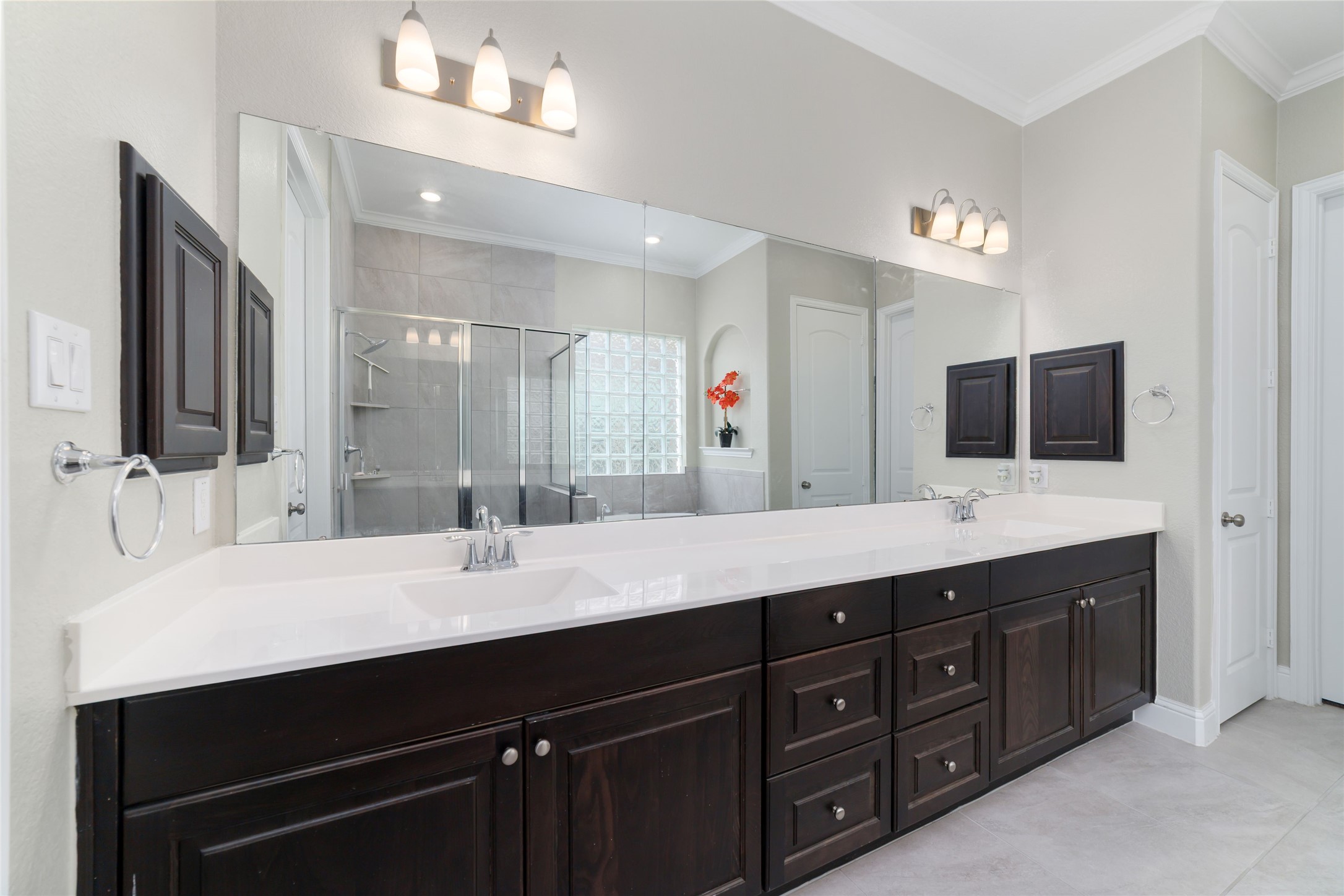 8014 Clearwater Glen Court Property Photo 22