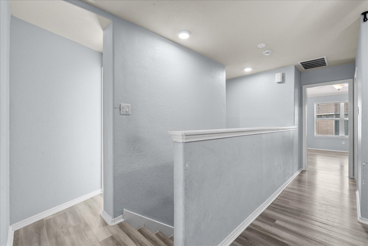 6525 Stoney Creek Drive Property Photo 19