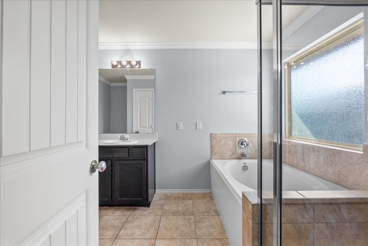6525 Stoney Creek Drive Property Photo 31