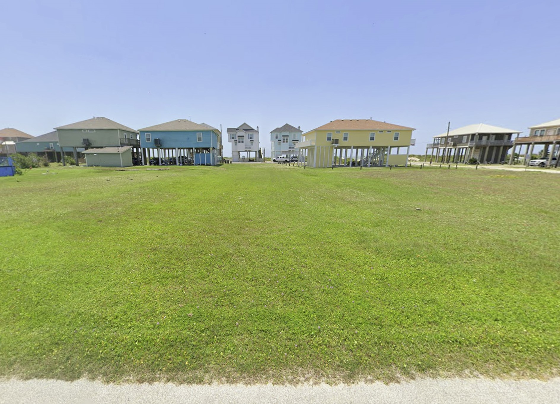 1110 Gulfview Road Property Photo 2