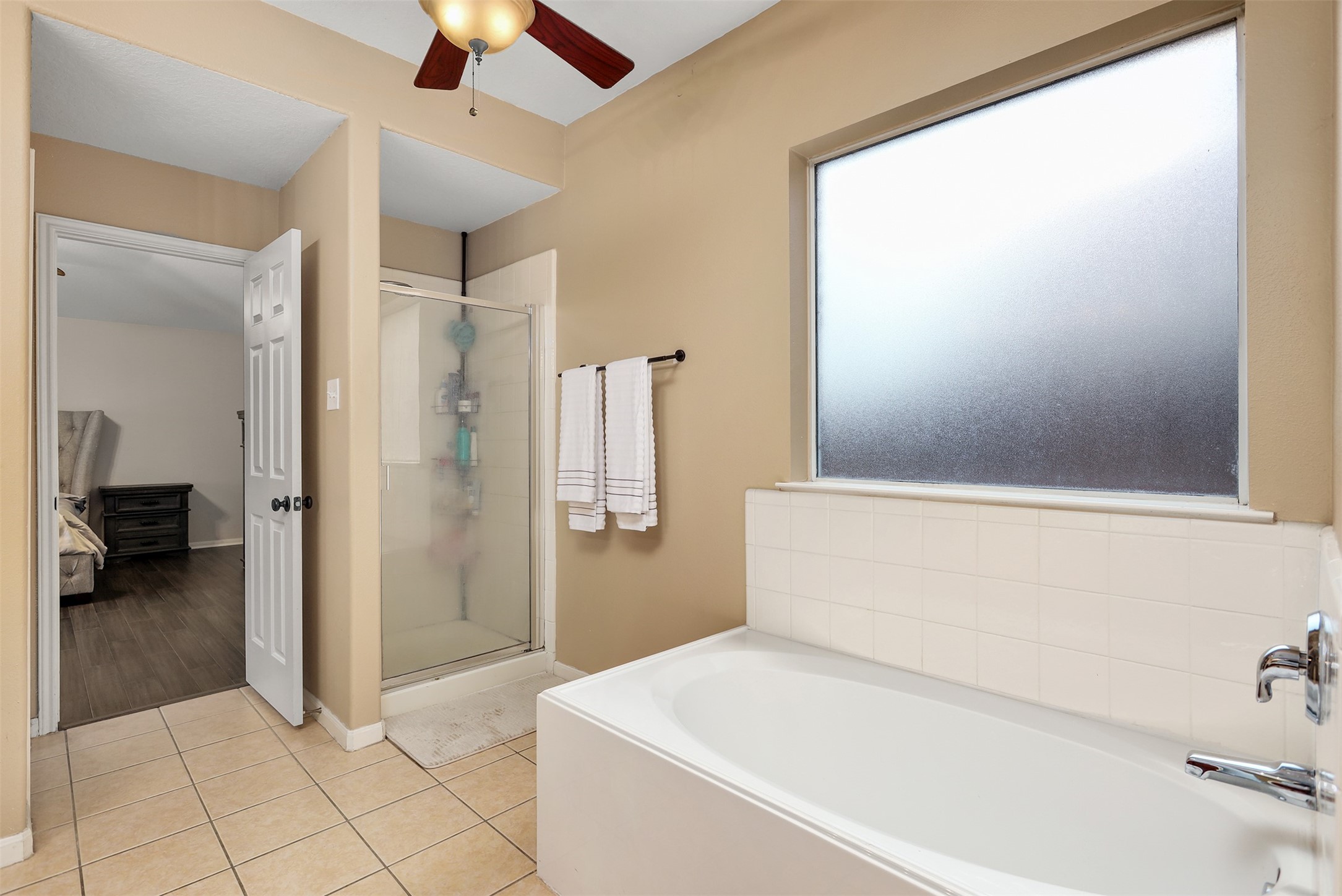 6082 Haysden Lane Property Photo 23